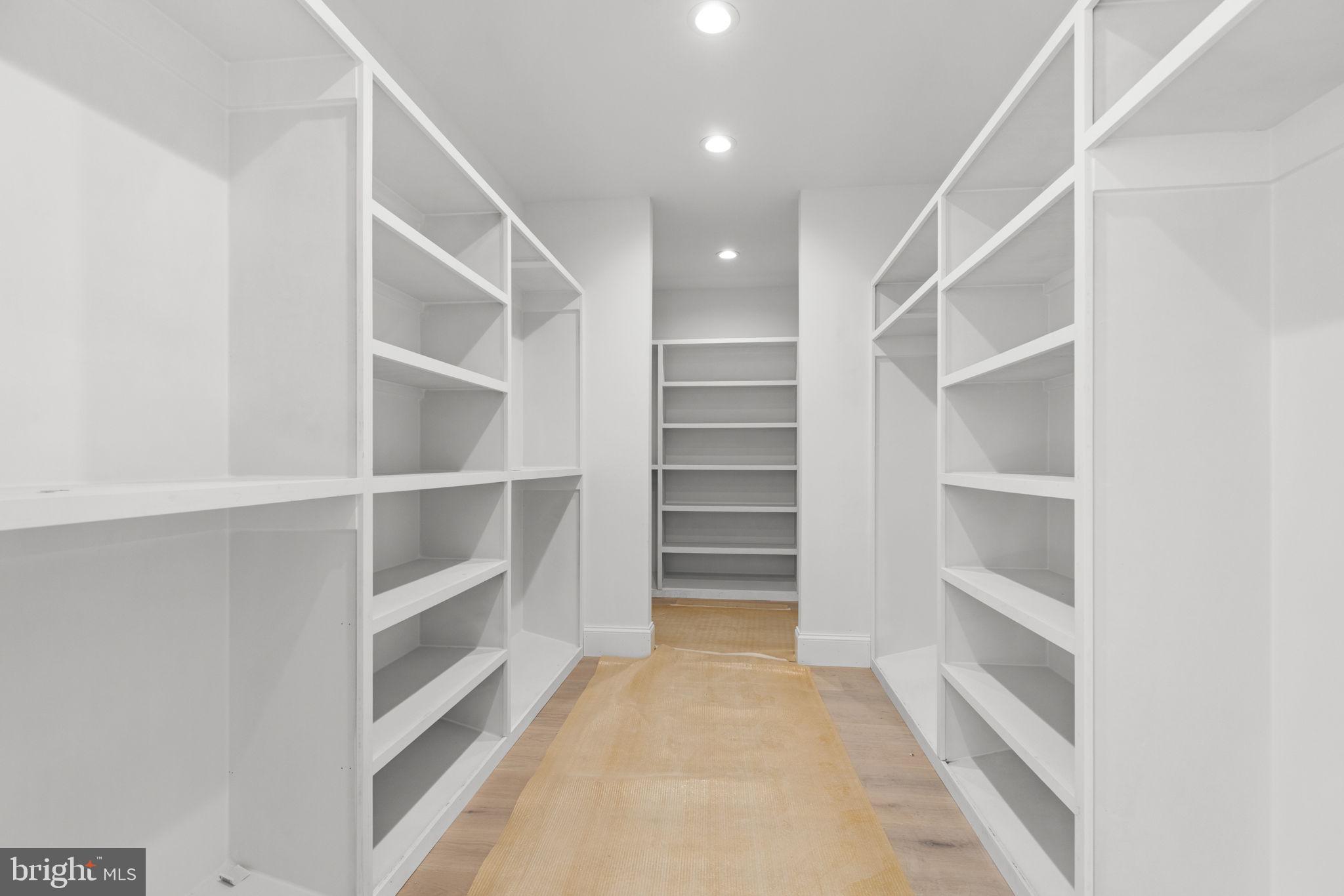 ASHTON HEIGHTS - Residential