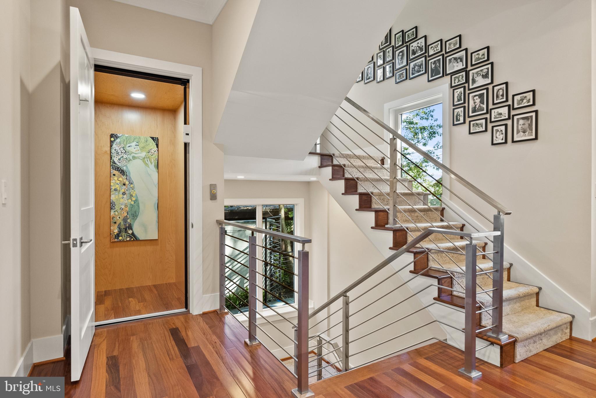 FOREST HILLS - Residential