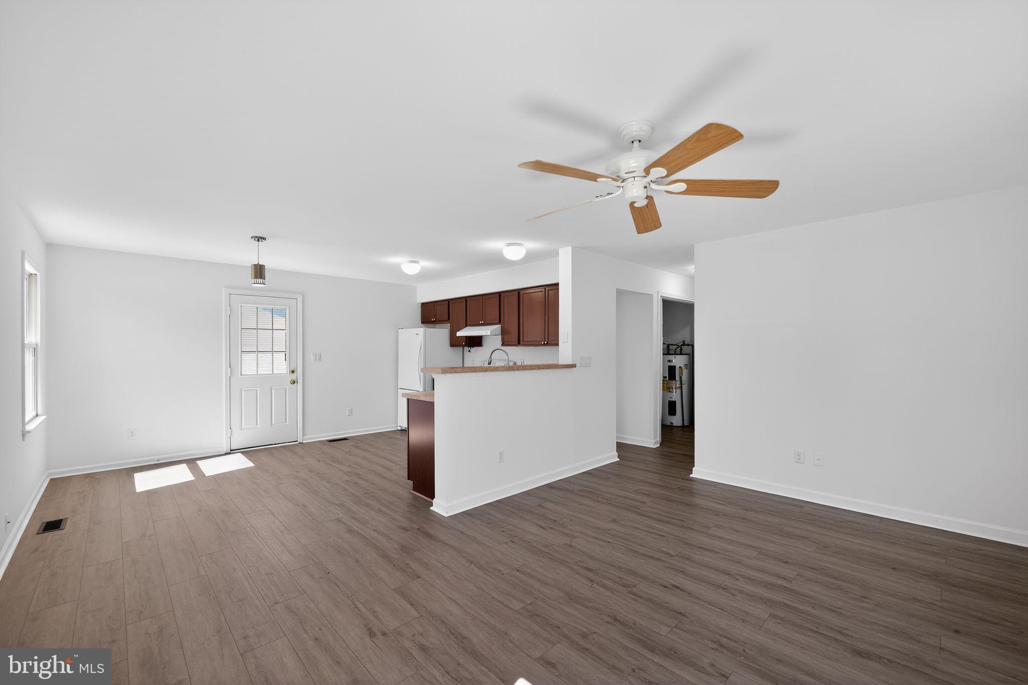 TWIN RIVER BEACH - Residential