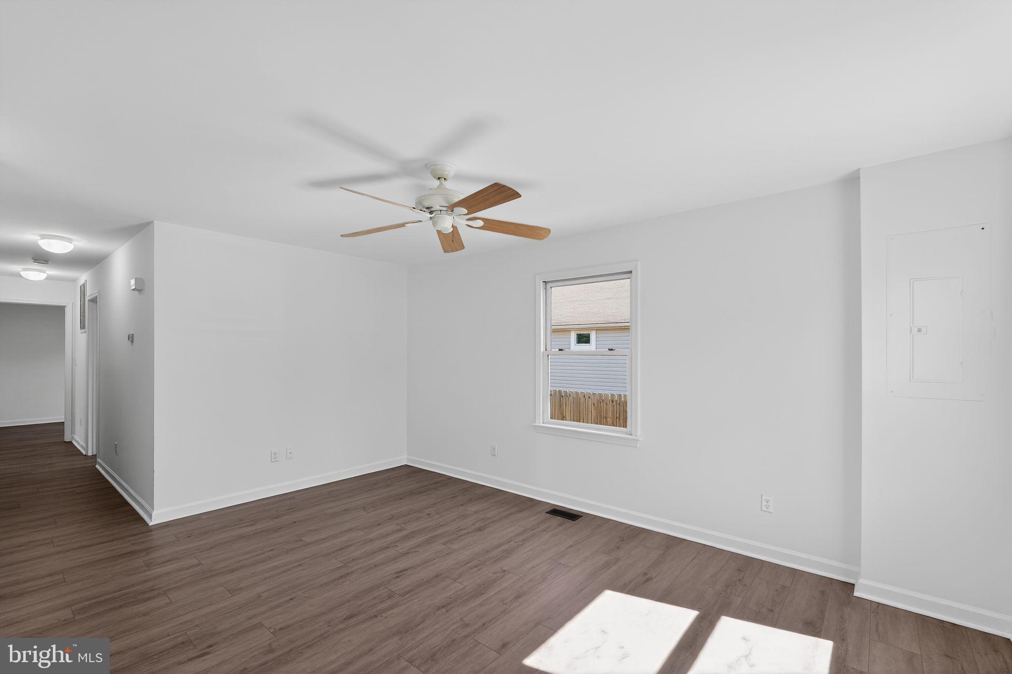 TWIN RIVER BEACH - Residential