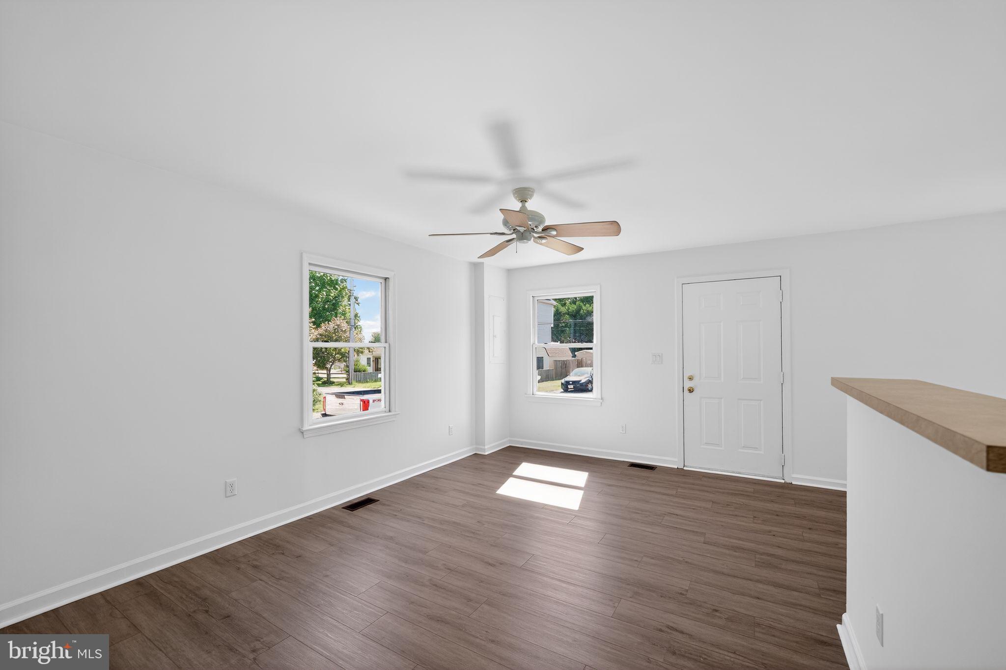 TWIN RIVER BEACH - Residential