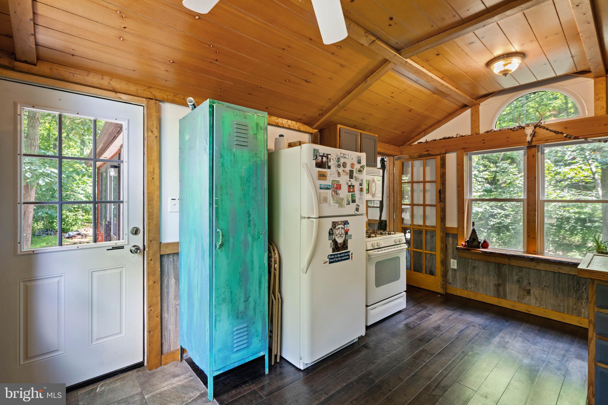 CAPON RIVER VISTA - Residential