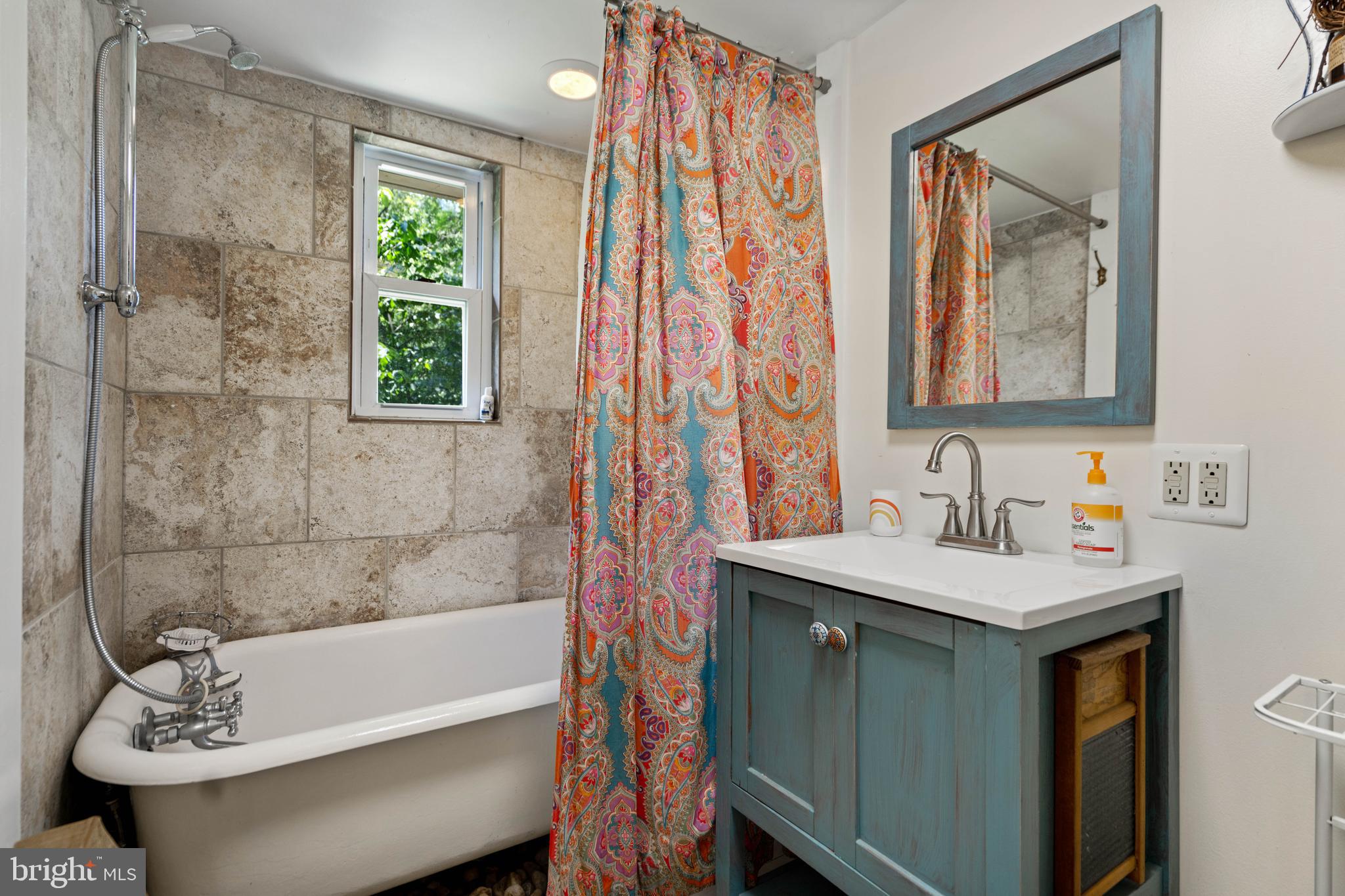 CAPON RIVER VISTA - Residential