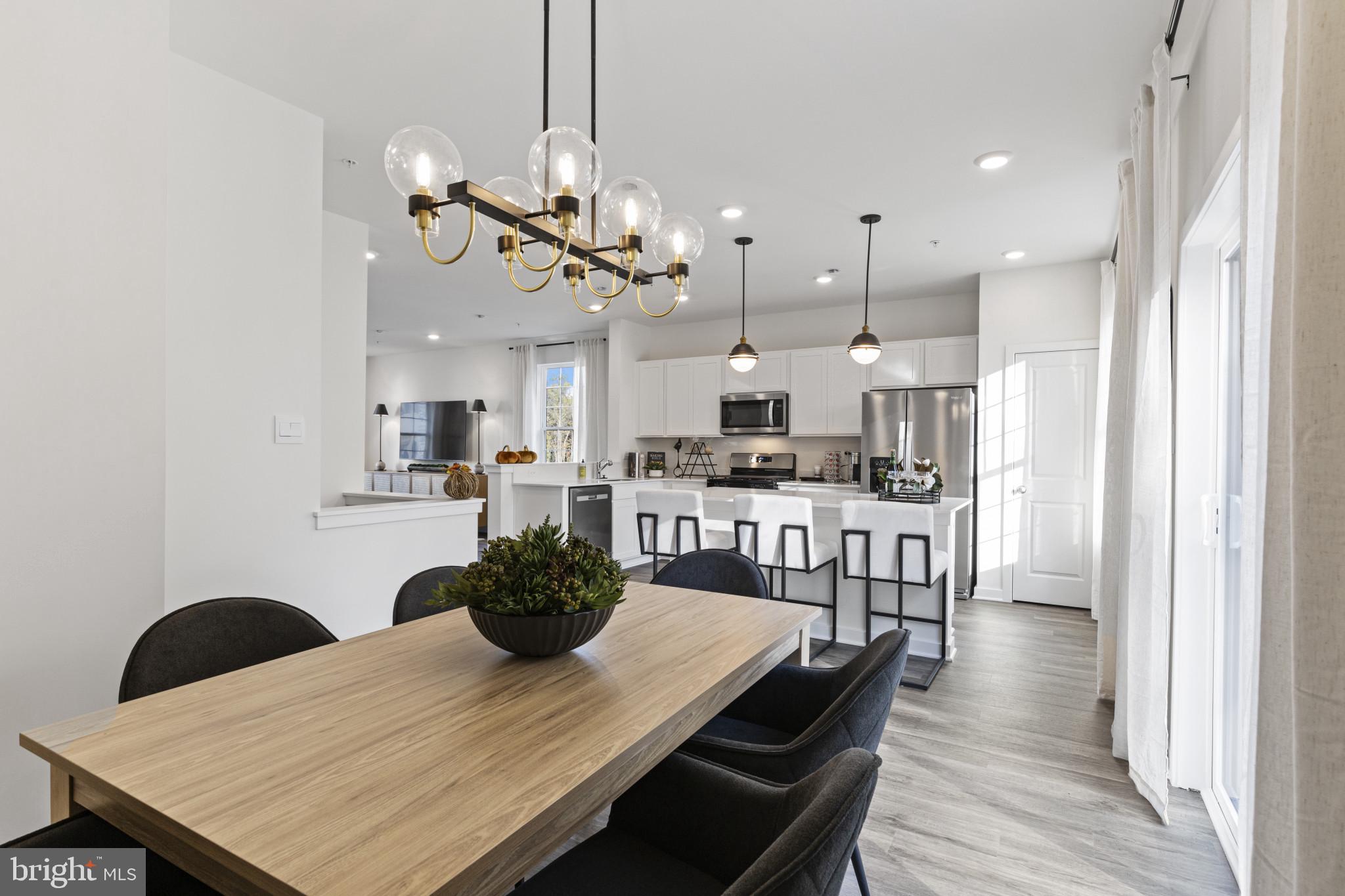 BEECHWOOD MANOR - Residential