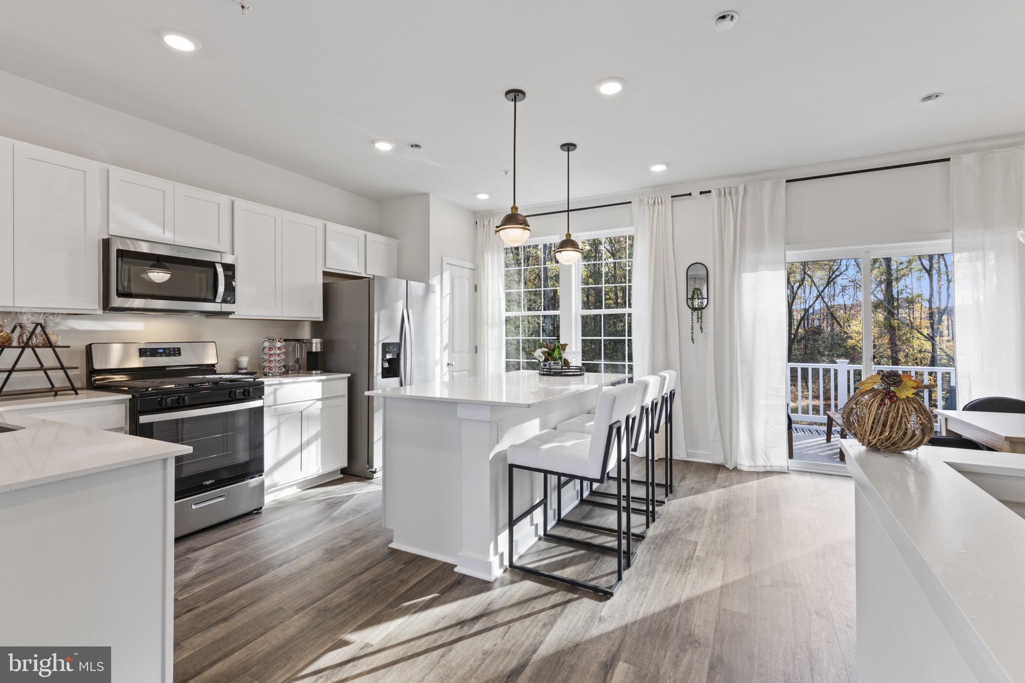 BEECHWOOD MANOR - Residential