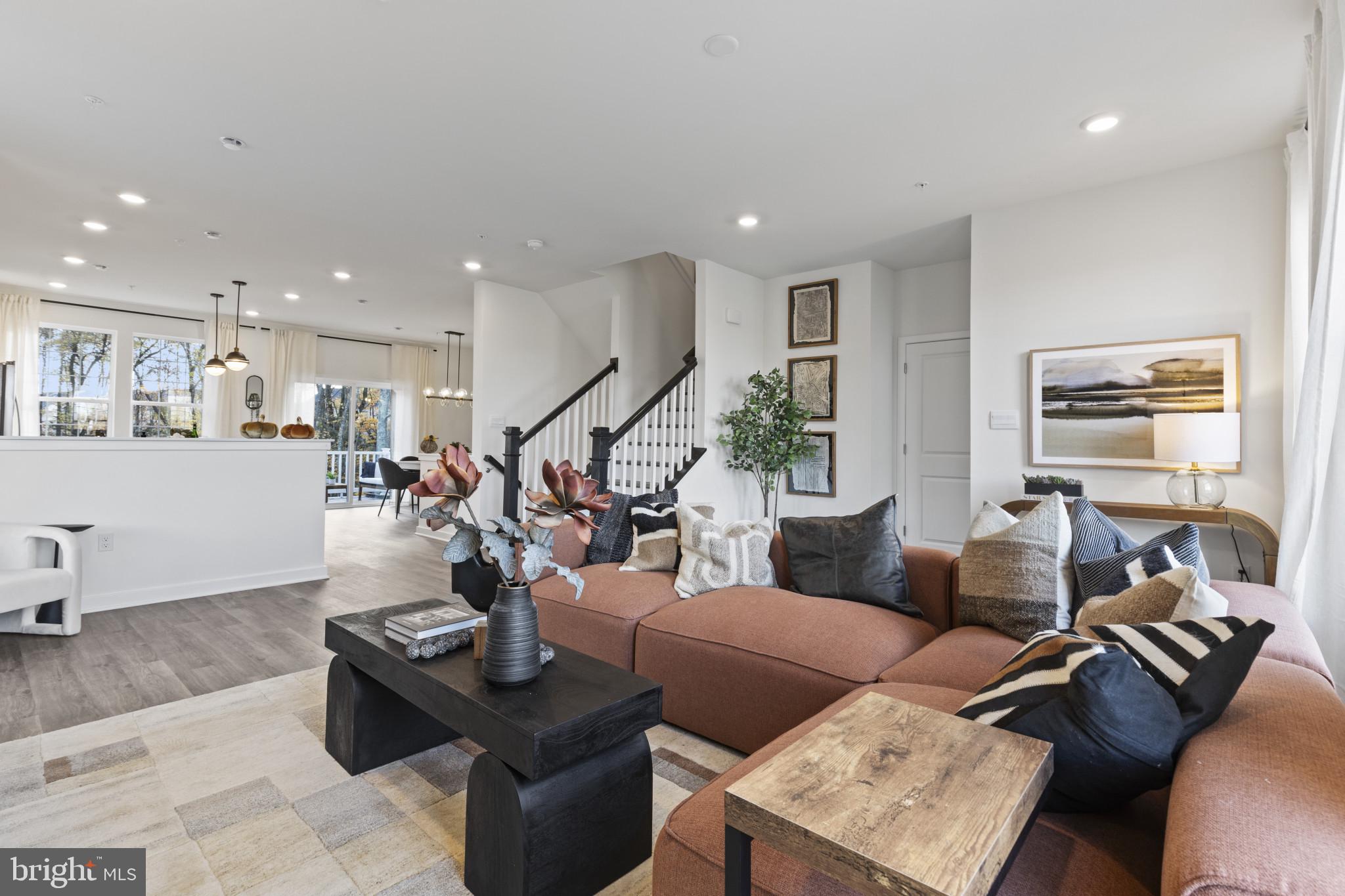 BEECHWOOD MANOR - Residential