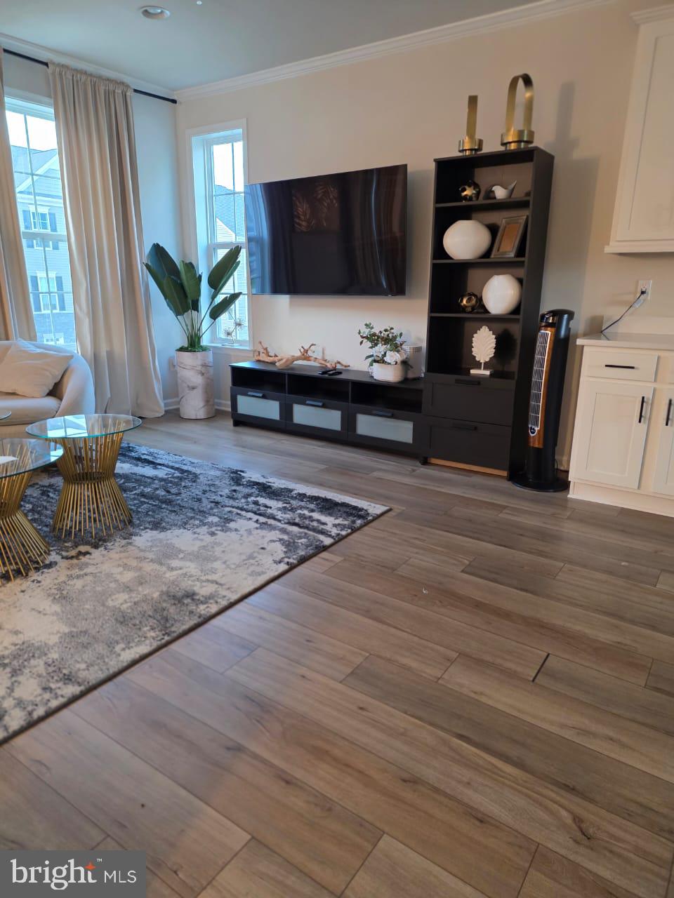 LAUREL OVERLOOK - Residential