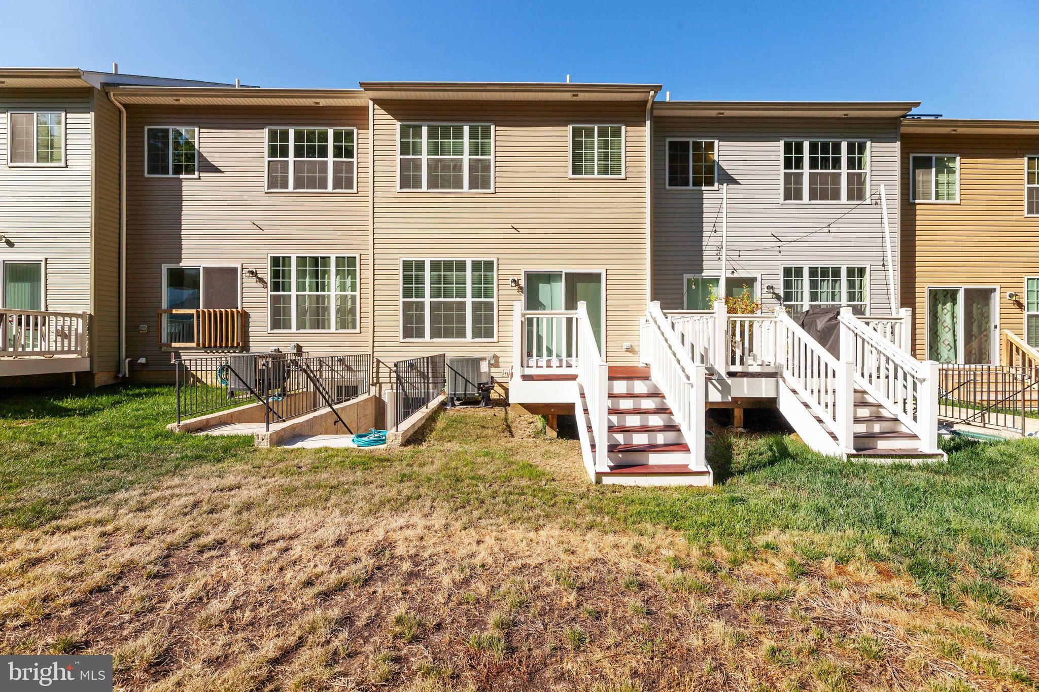 ELIZABETH HILLS PHASE 1 - Residential