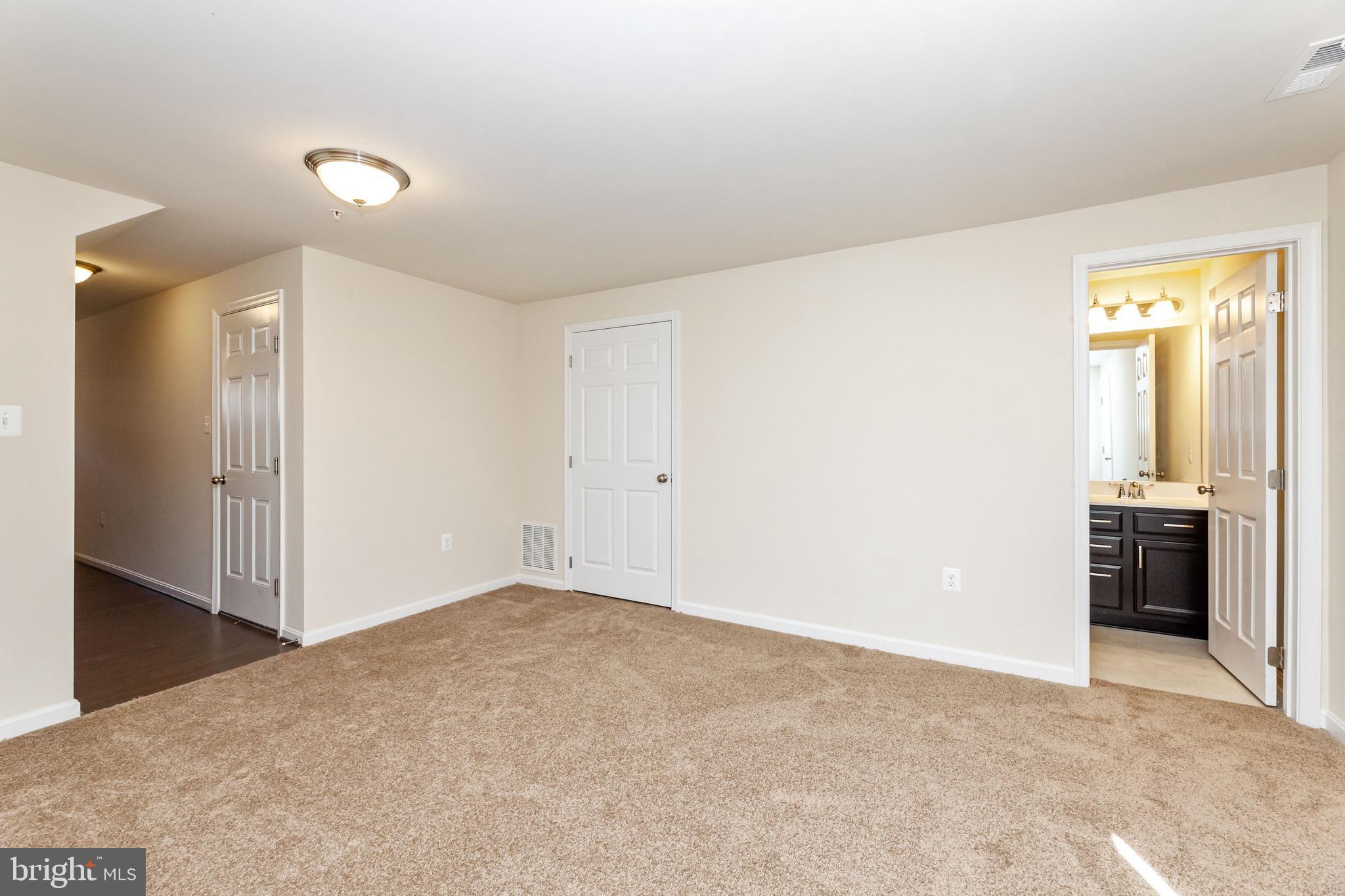 ELIZABETH HILLS PHASE 1 - Residential