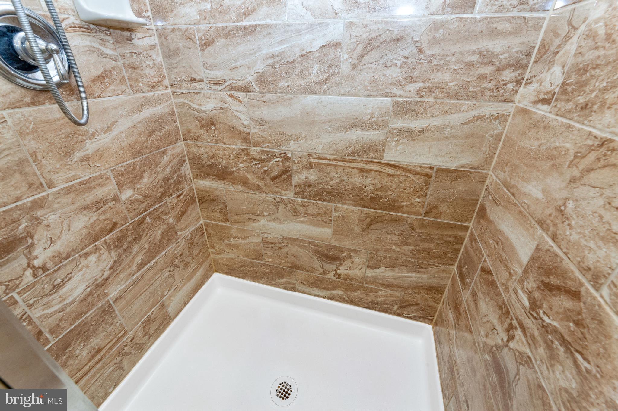 ELIZABETH HILLS PHASE 1 - Residential