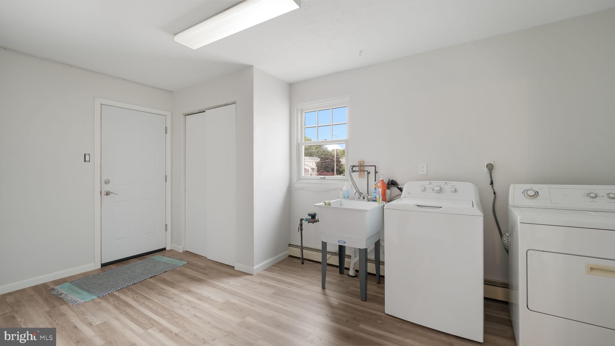 ROSEMORE ESTS - Residential
