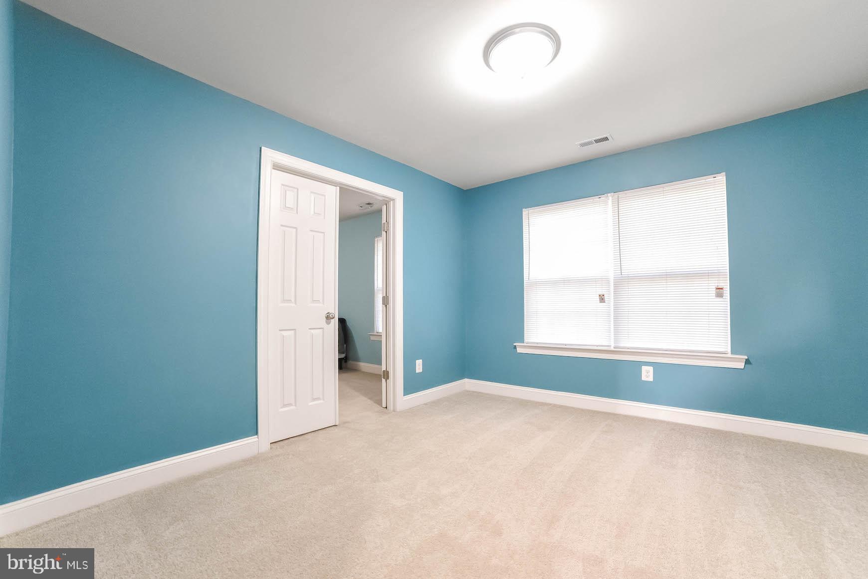 PEMBROOKE - Residential