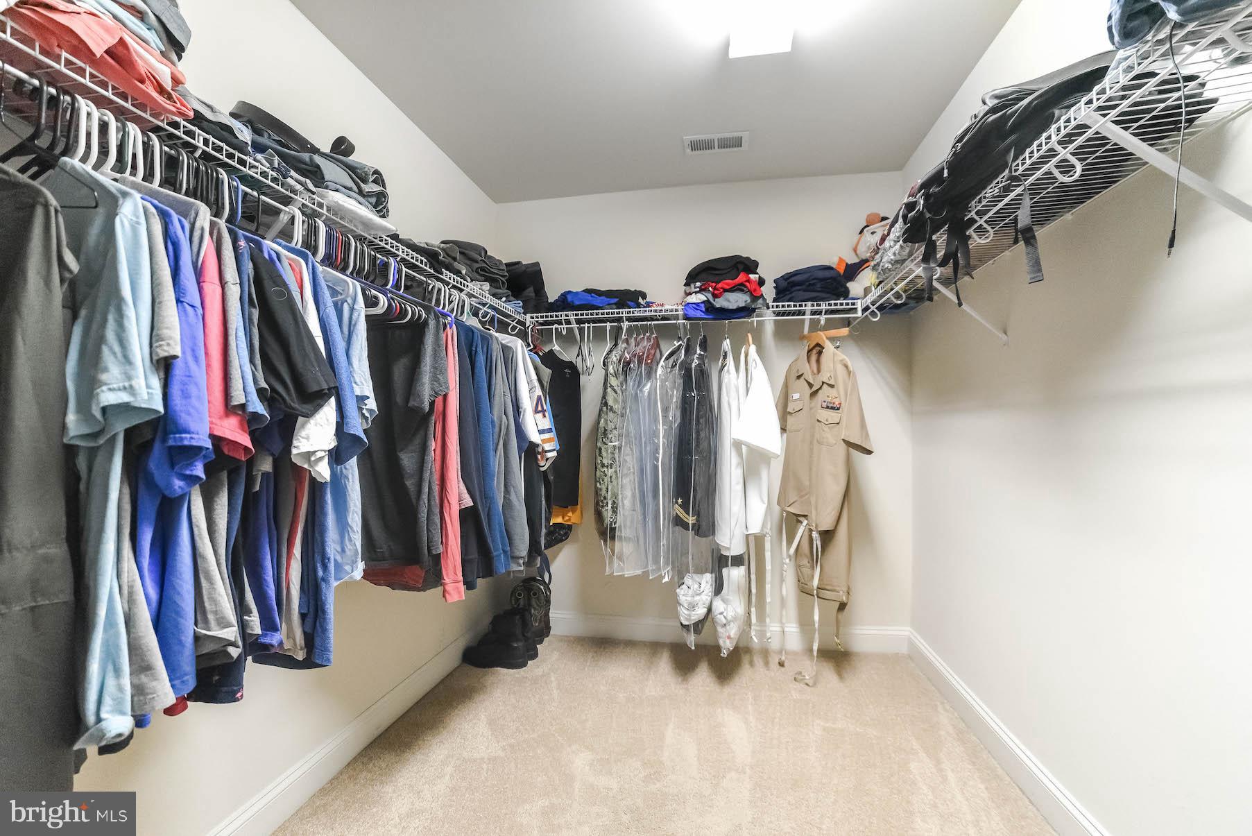 PEMBROOKE - Residential