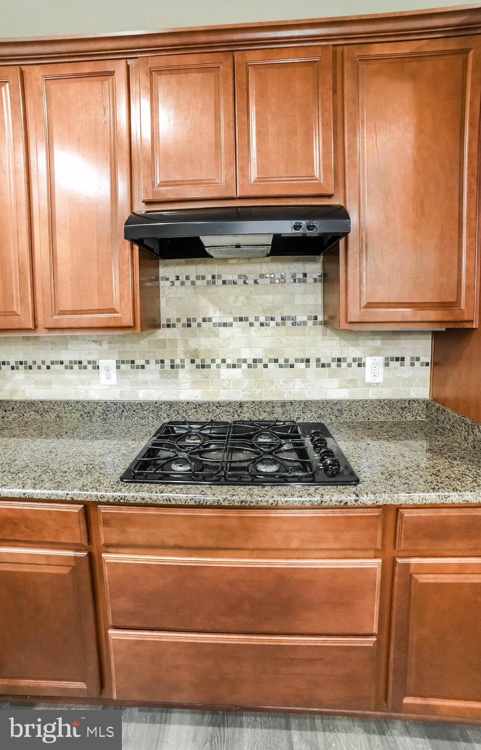 PEMBROOKE - Residential