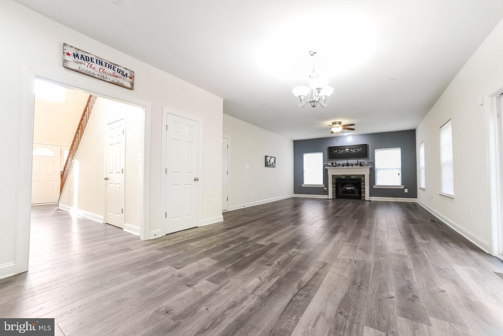 PEMBROOKE - Residential