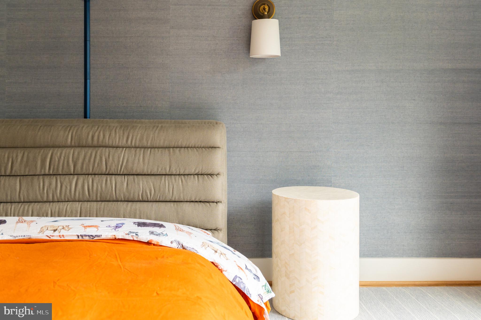 COUNTRY CLUB HILLS - Residential