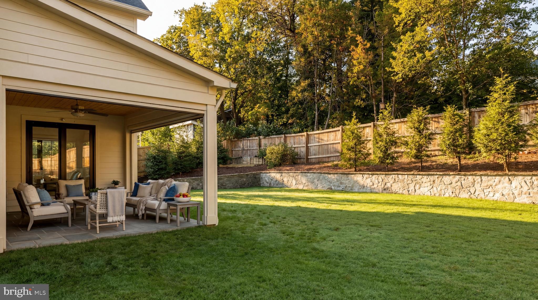 COUNTRY CLUB HILLS - Residential