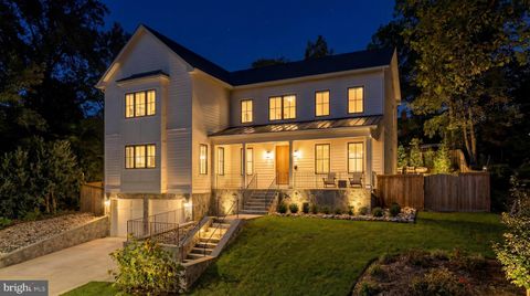 4283 38TH STREET N ARLINGTON VA 22207