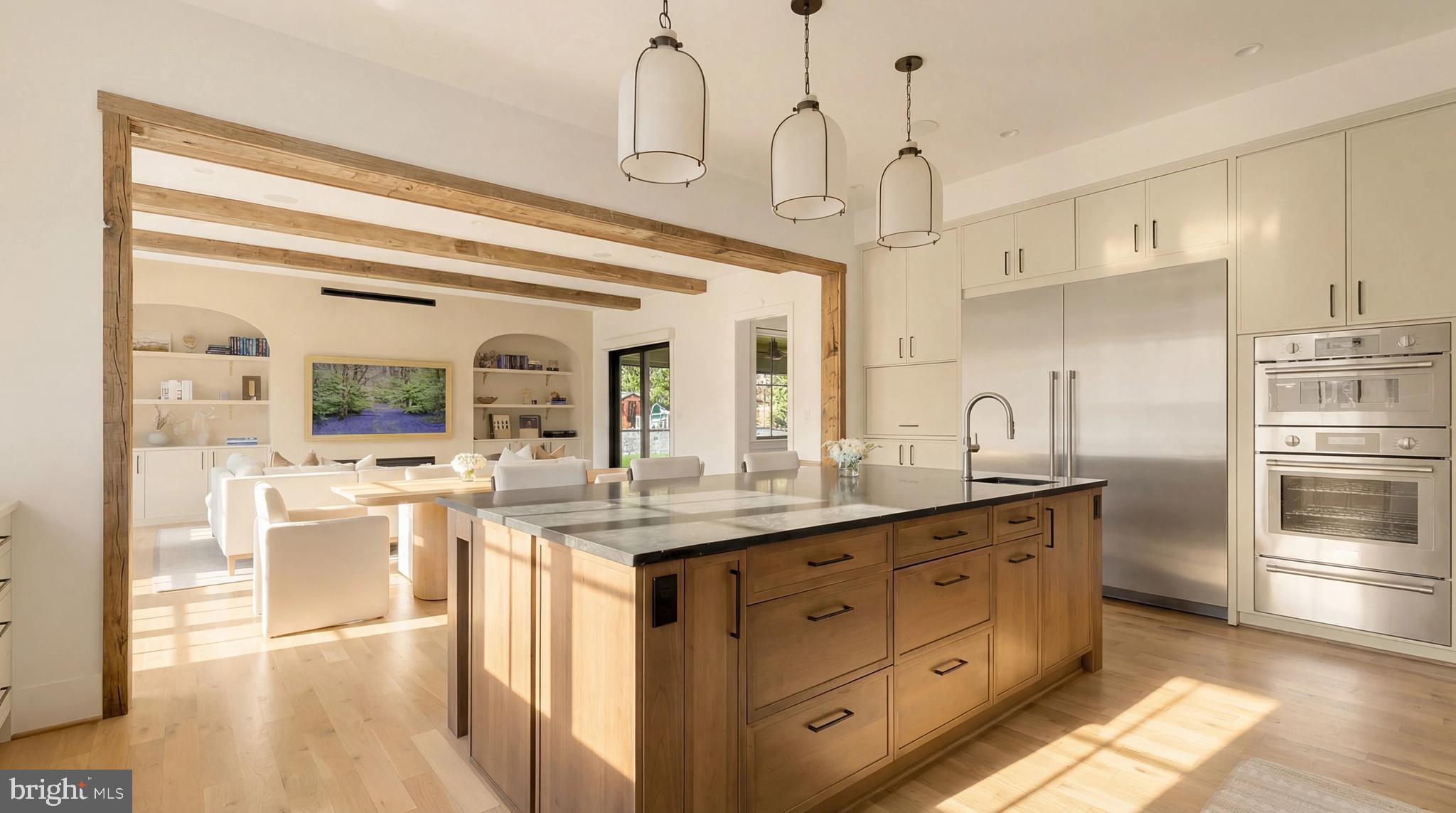 COUNTRY CLUB HILLS - Residential