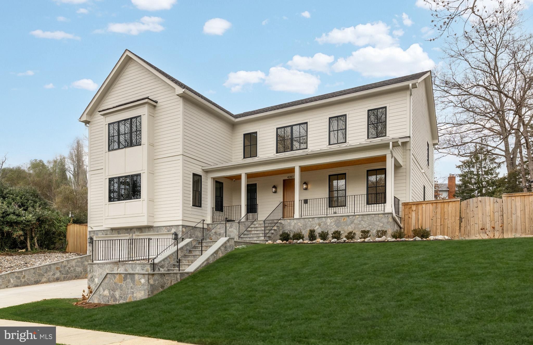 COUNTRY CLUB HILLS - Residential