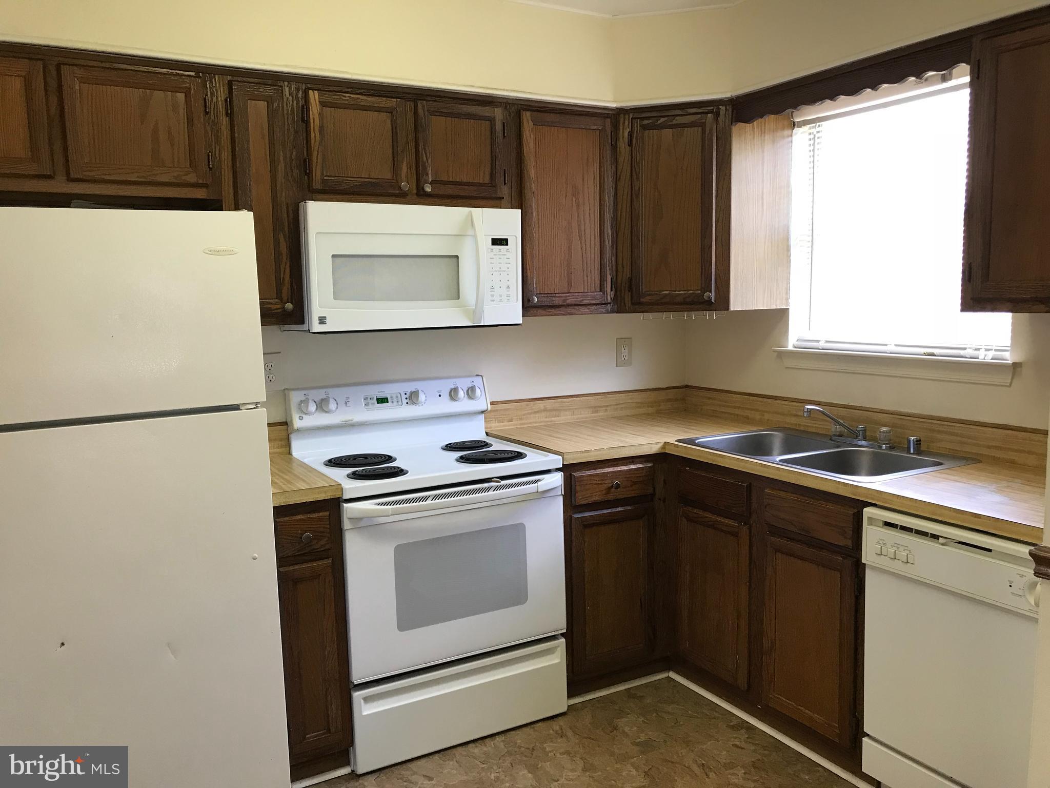 COBBLERS WOODS - Residential Lease