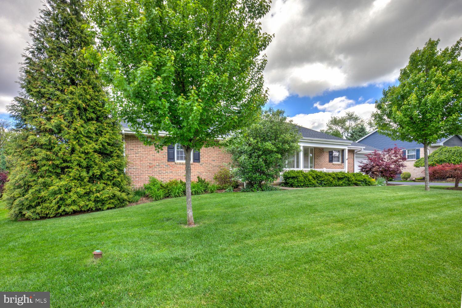 NEW HOLLAND BOROUGH - Residential