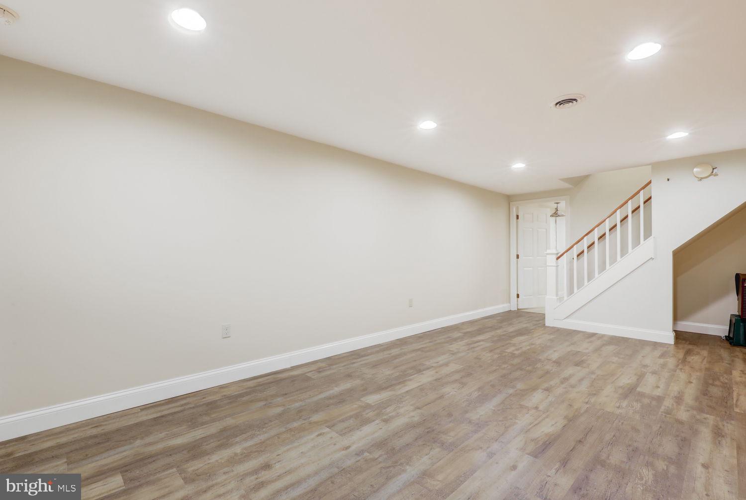 NEW HOLLAND BOROUGH - Residential