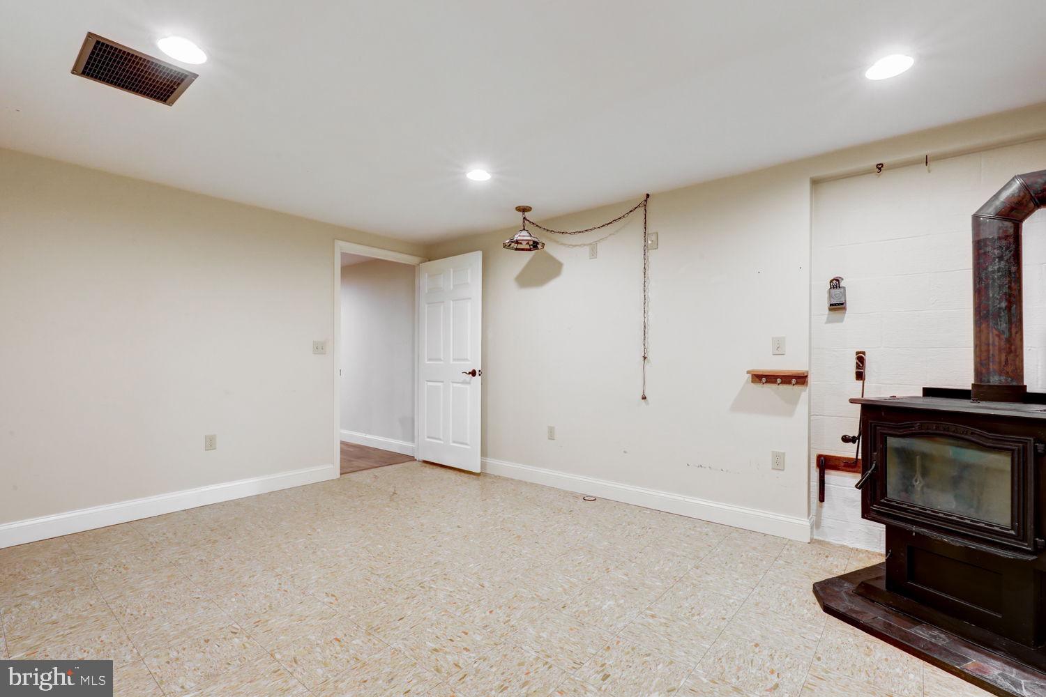 NEW HOLLAND BOROUGH - Residential