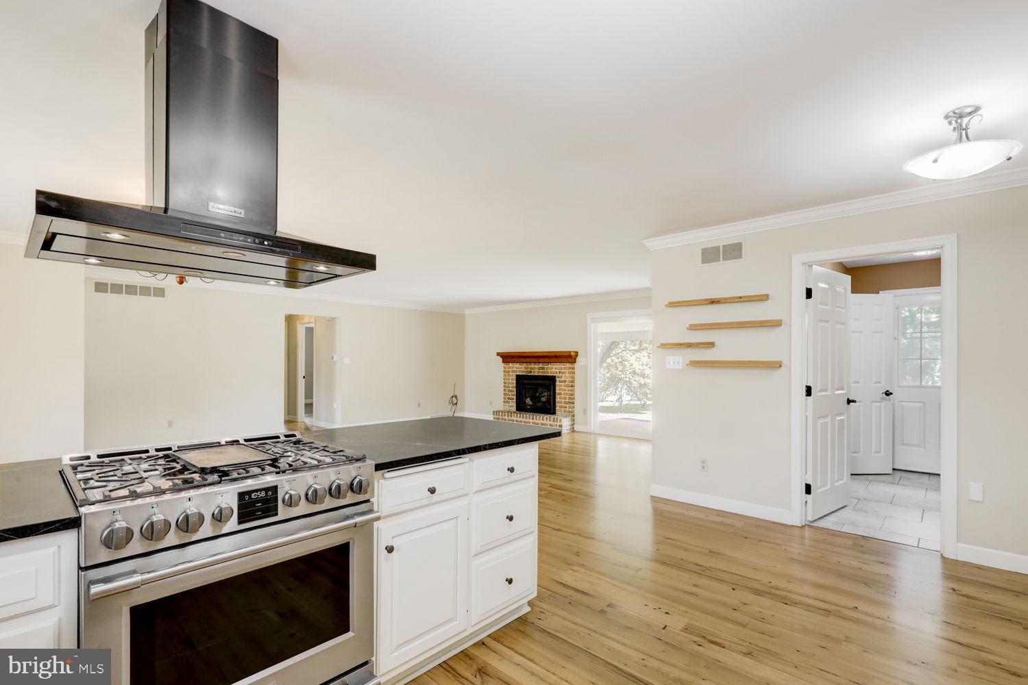 NEW HOLLAND BOROUGH - Residential