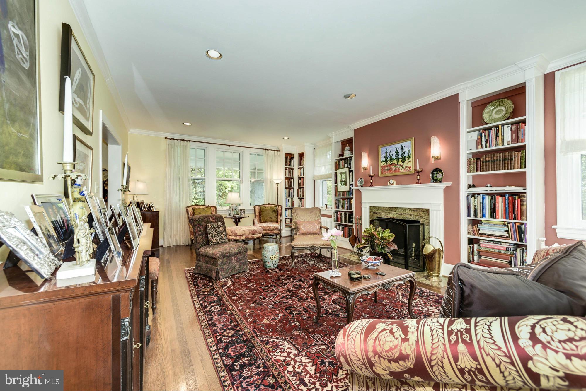 CHEVY CHASE VILLAGE - Residential