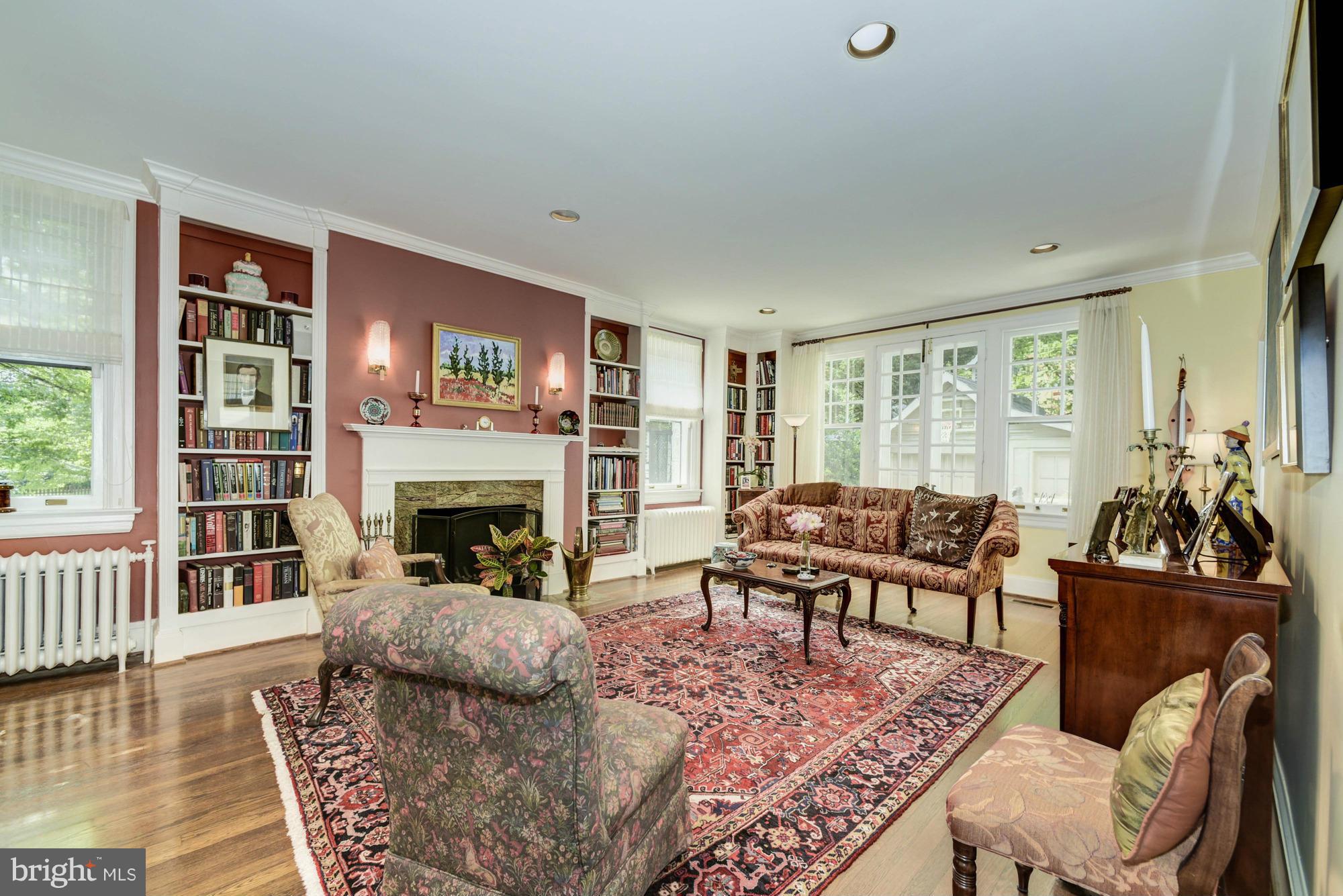 CHEVY CHASE VILLAGE - Residential