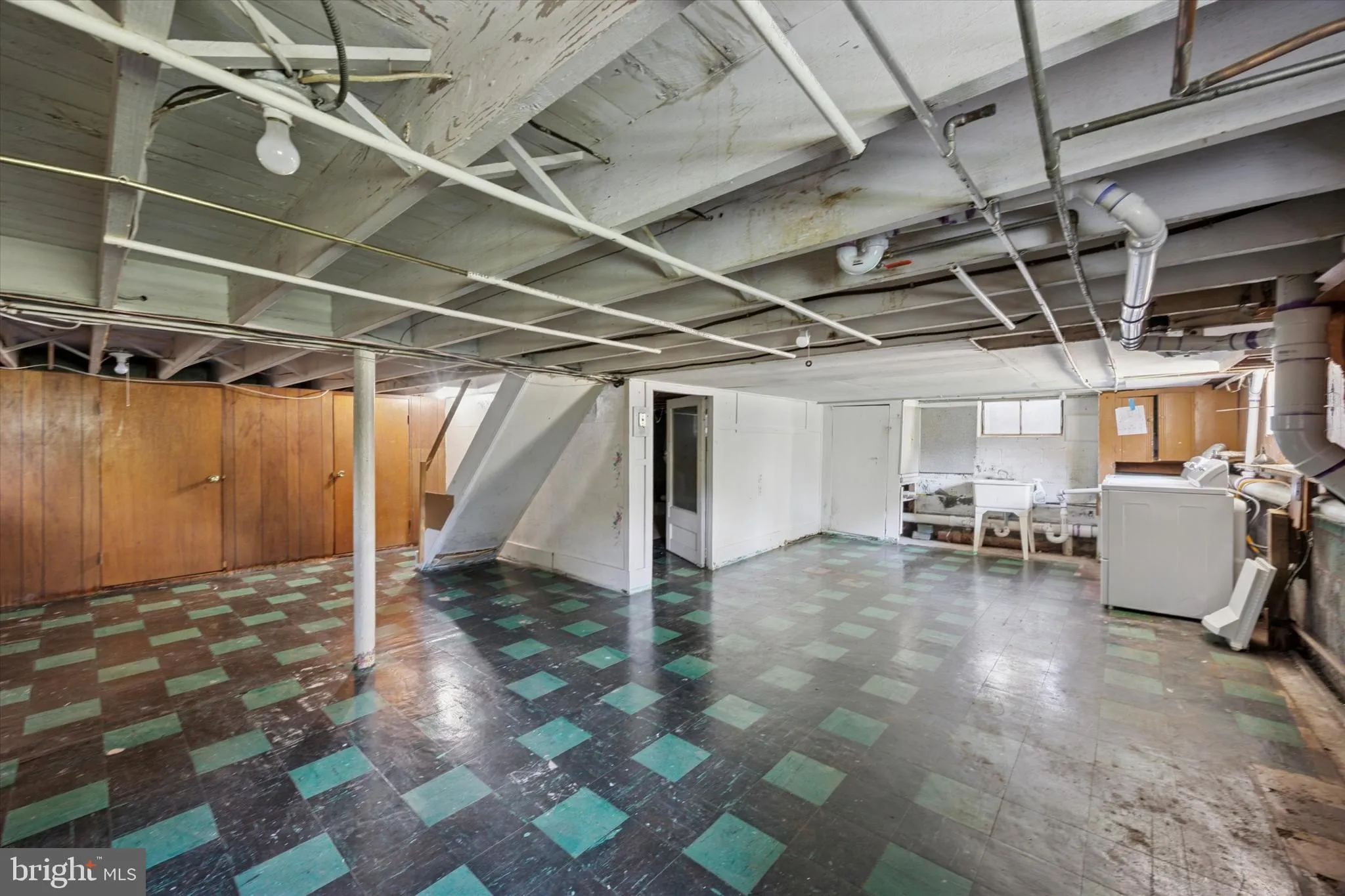 Lawrence Township, New Jersey 08648, United States, 2 Bedrooms Bedrooms, ,1 BathroomBathrooms,Residential,Active,169357