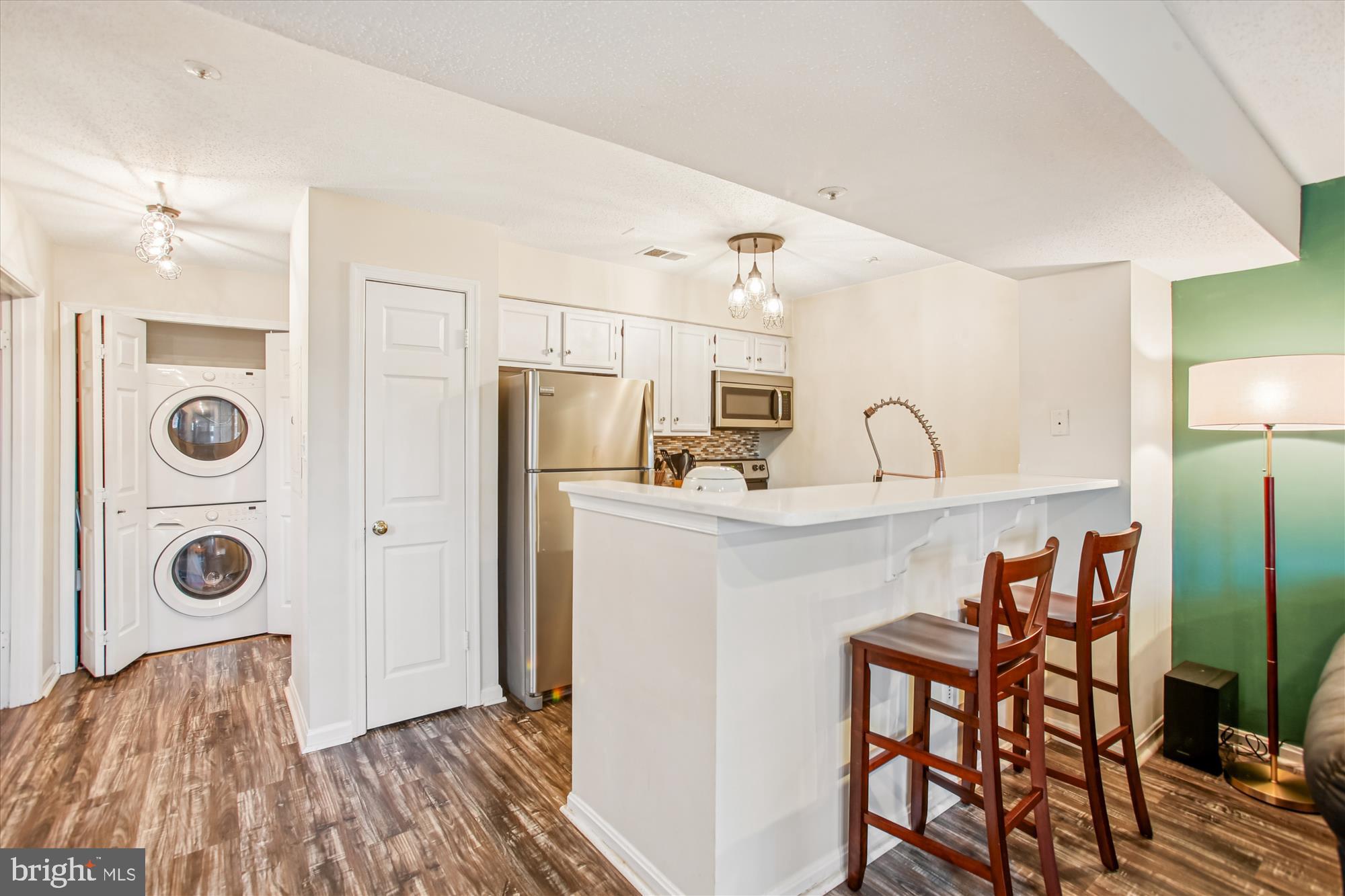 TIERS AT MANCHESTER LAKE - Residential