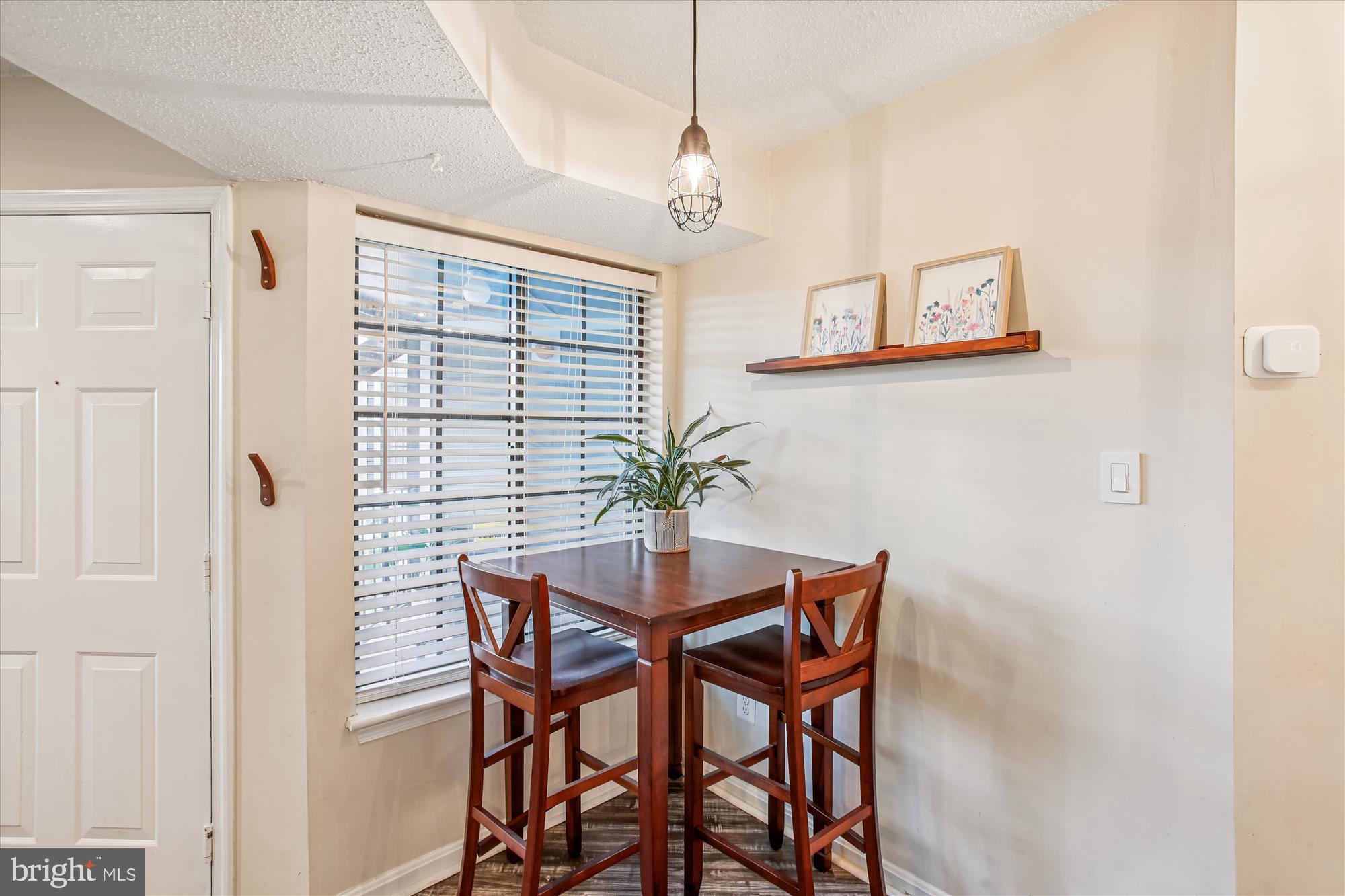 TIERS AT MANCHESTER LAKE - Residential