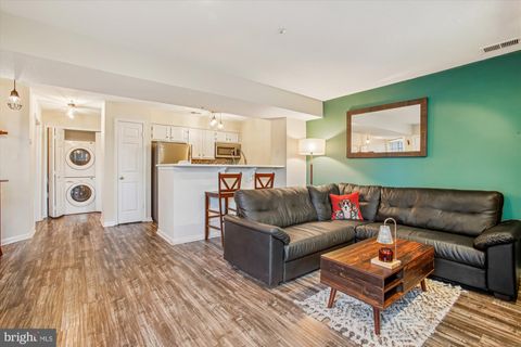 6000 ELLESMERE COURT B ALEXANDRIA VA 22315