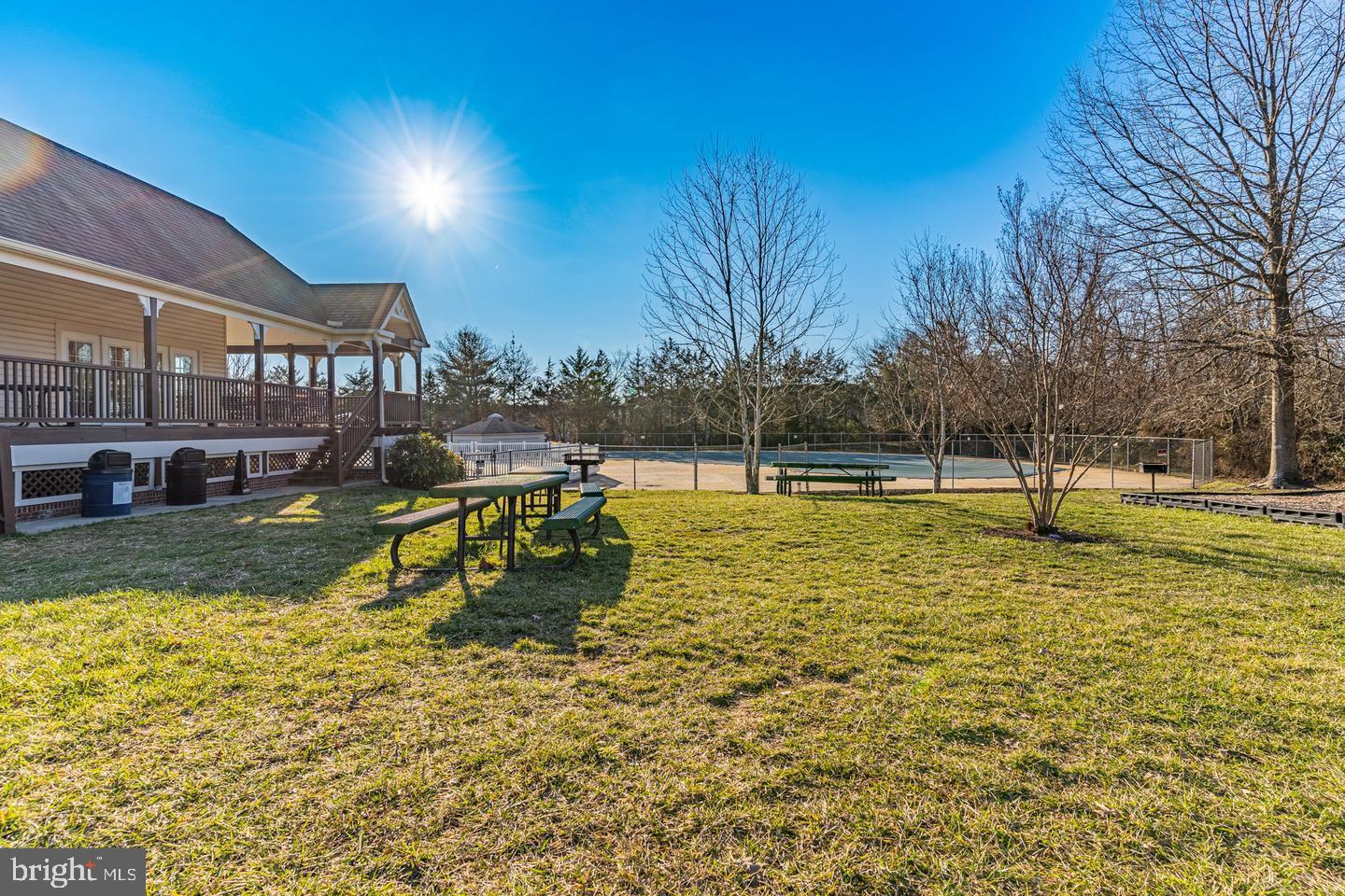TIERS AT MANCHESTER LAKE - Residential