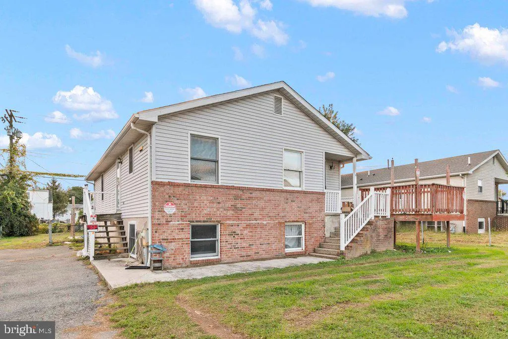 Essex, Maryland 21221, United States, 3 Bedrooms Bedrooms, ,2 BathroomsBathrooms,Residential,Active,229147 Essex, Maryland 21221, United States, 3 Bedrooms Bedrooms, ,2 BathroomsBathrooms,Residential,Active,229147