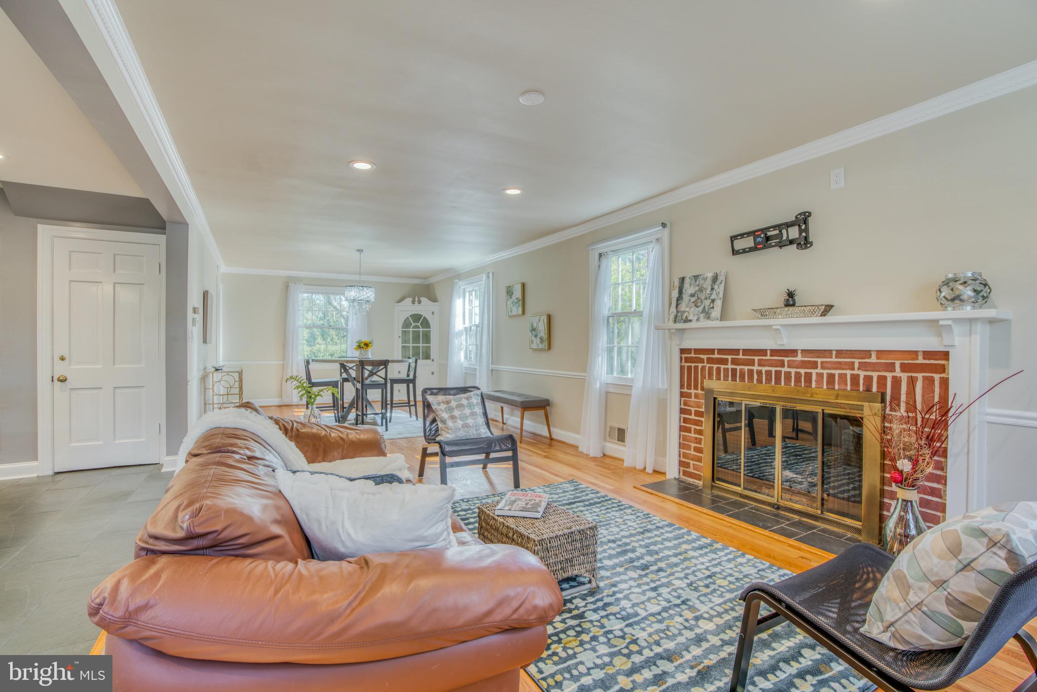 HOMELAND HISTORIC DISTRICT - Residential Lease