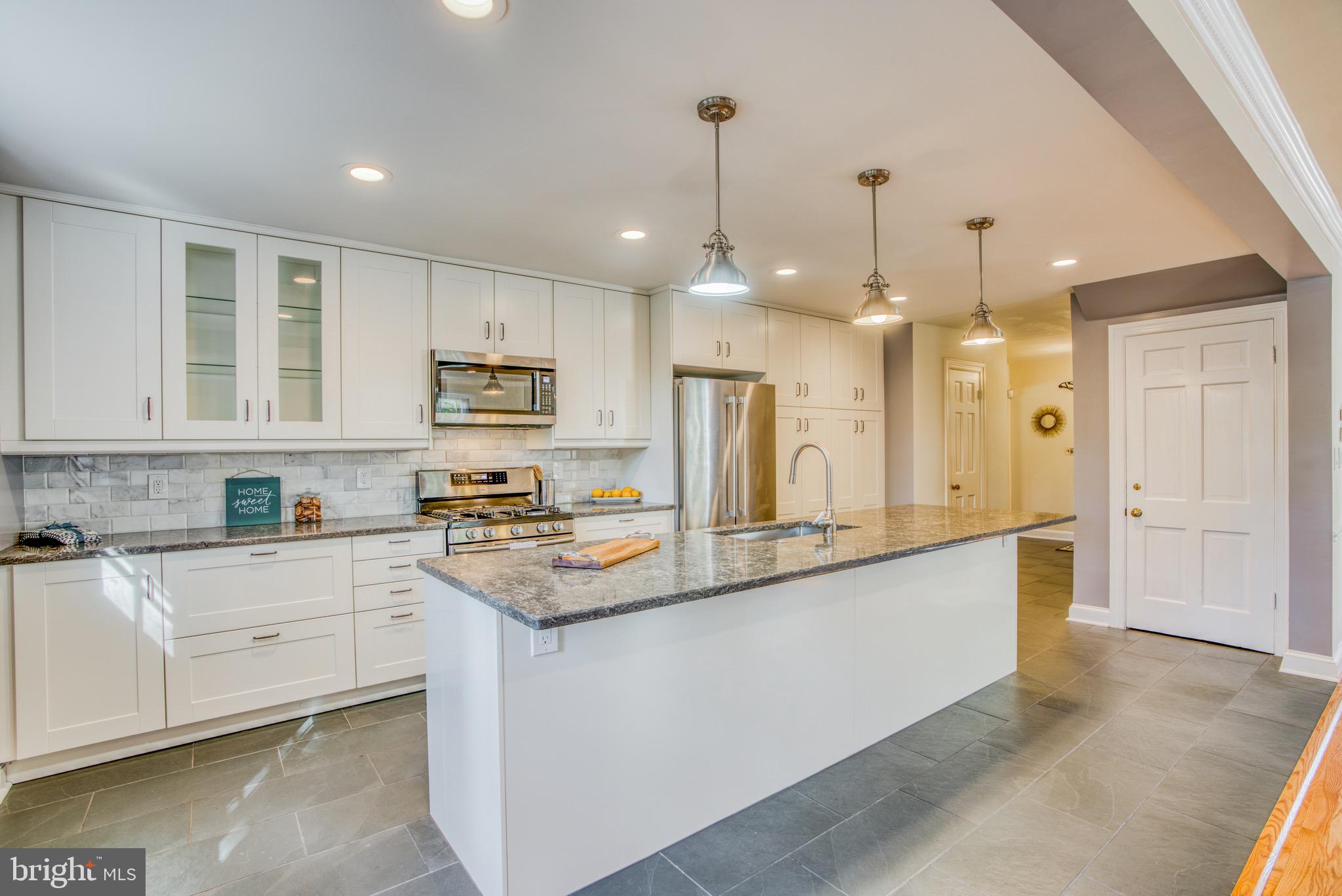 HOMELAND HISTORIC DISTRICT - Residential Lease