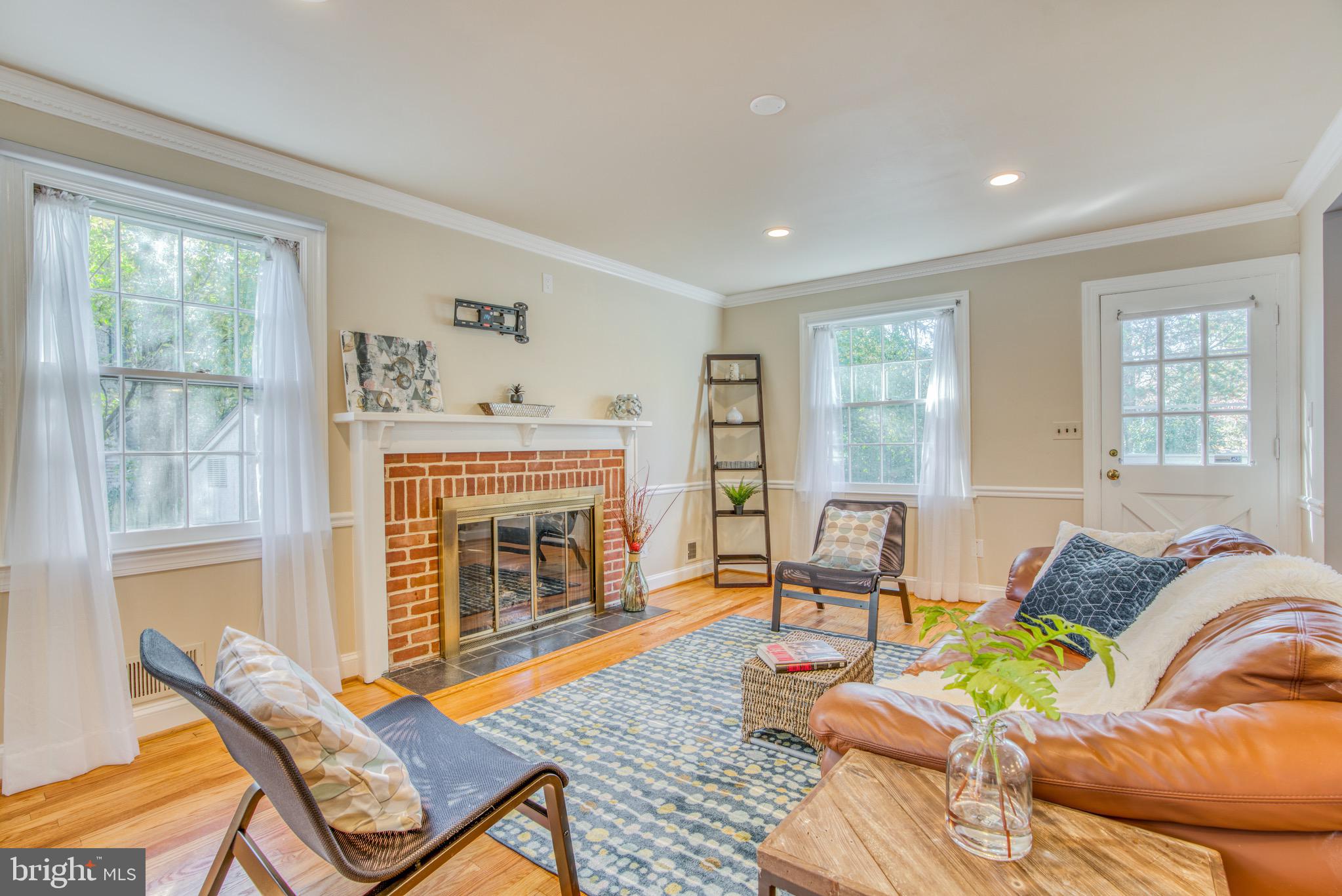 HOMELAND HISTORIC DISTRICT - Residential Lease