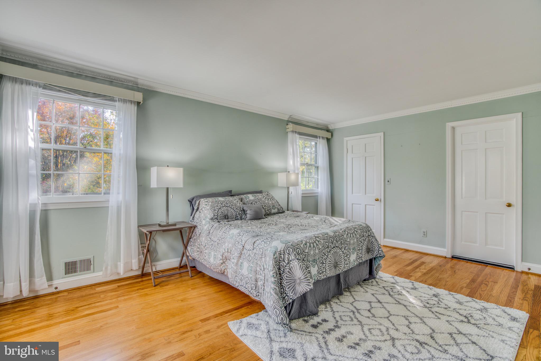 HOMELAND HISTORIC DISTRICT - Residential Lease