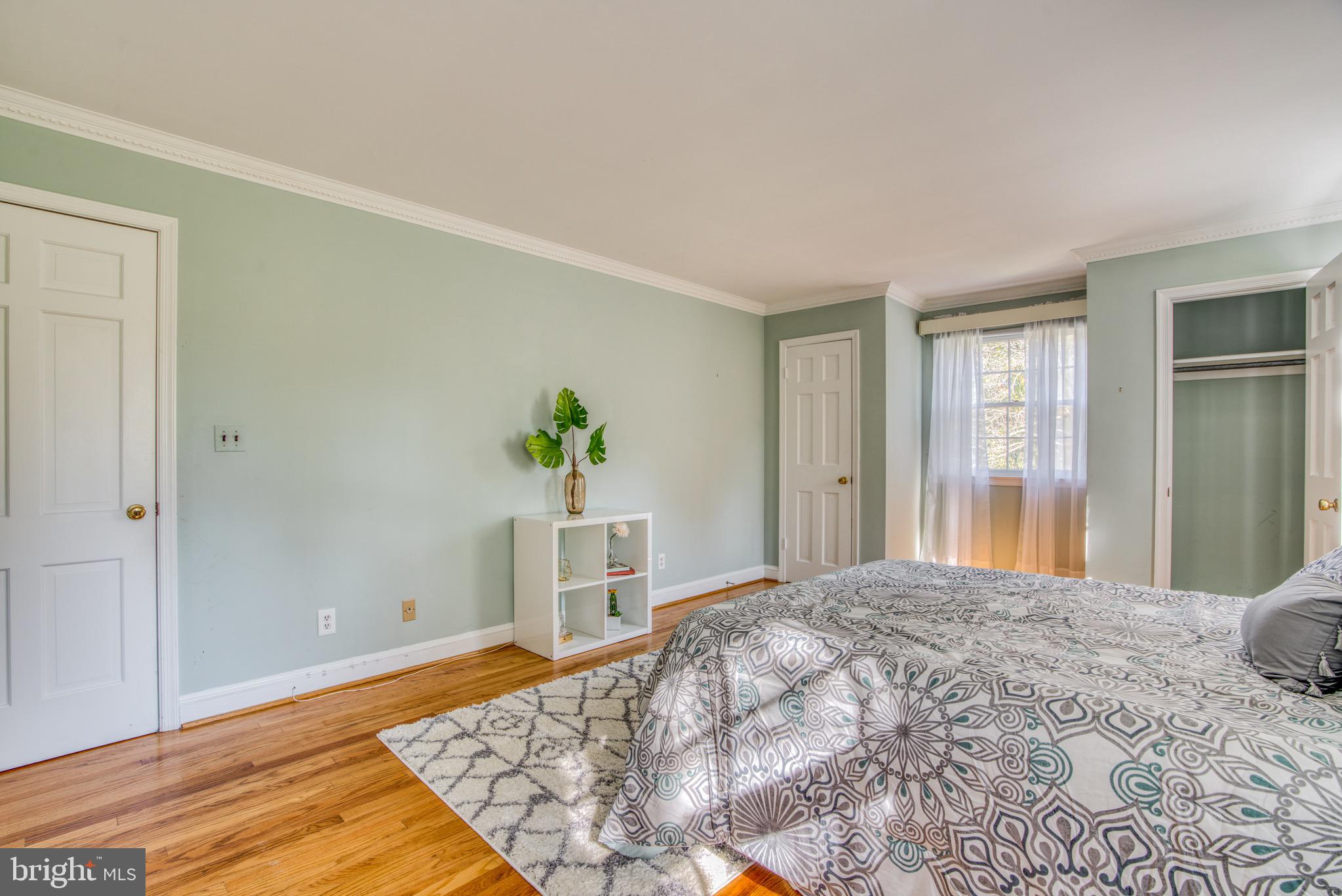 HOMELAND HISTORIC DISTRICT - Residential Lease