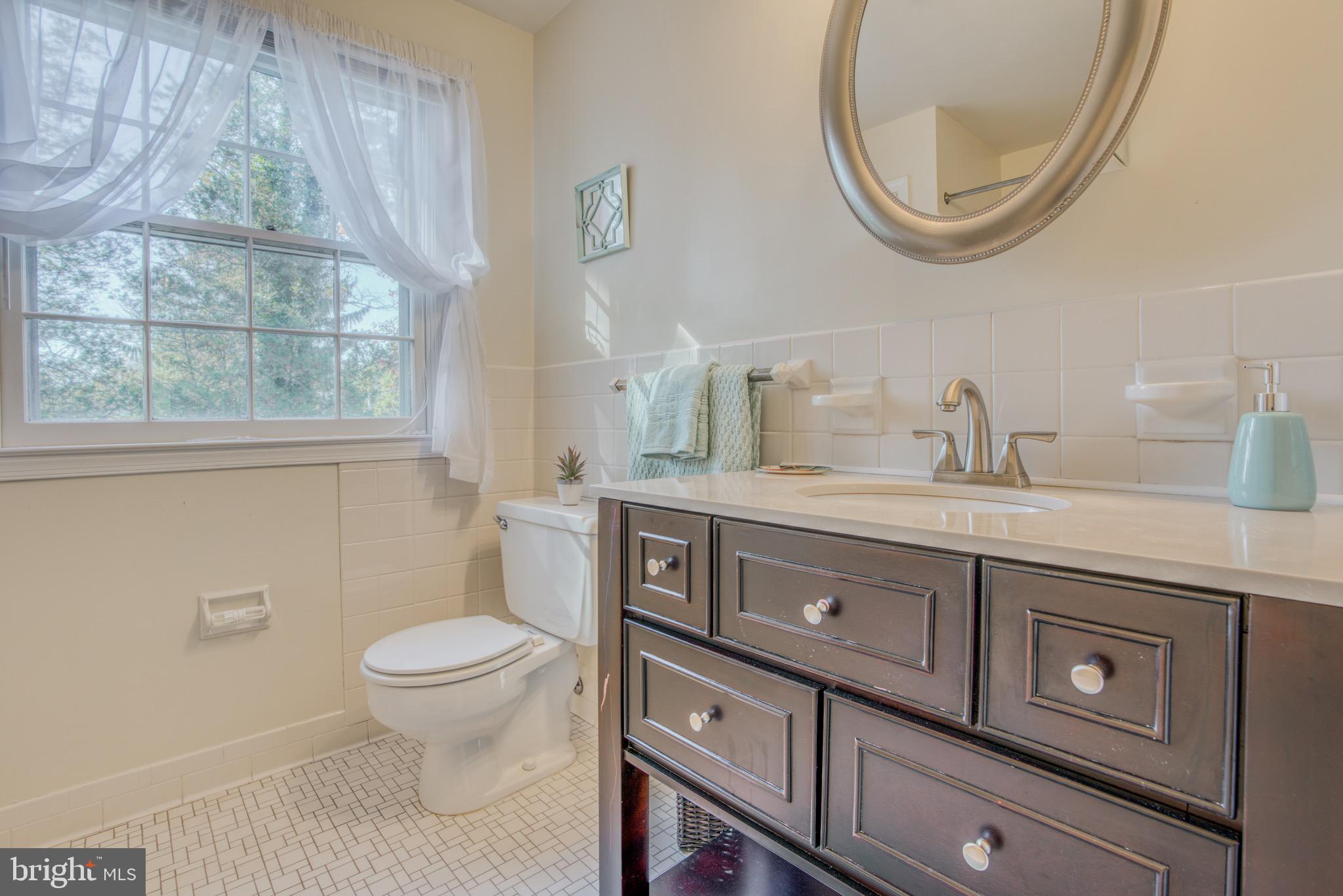 HOMELAND HISTORIC DISTRICT - Residential Lease