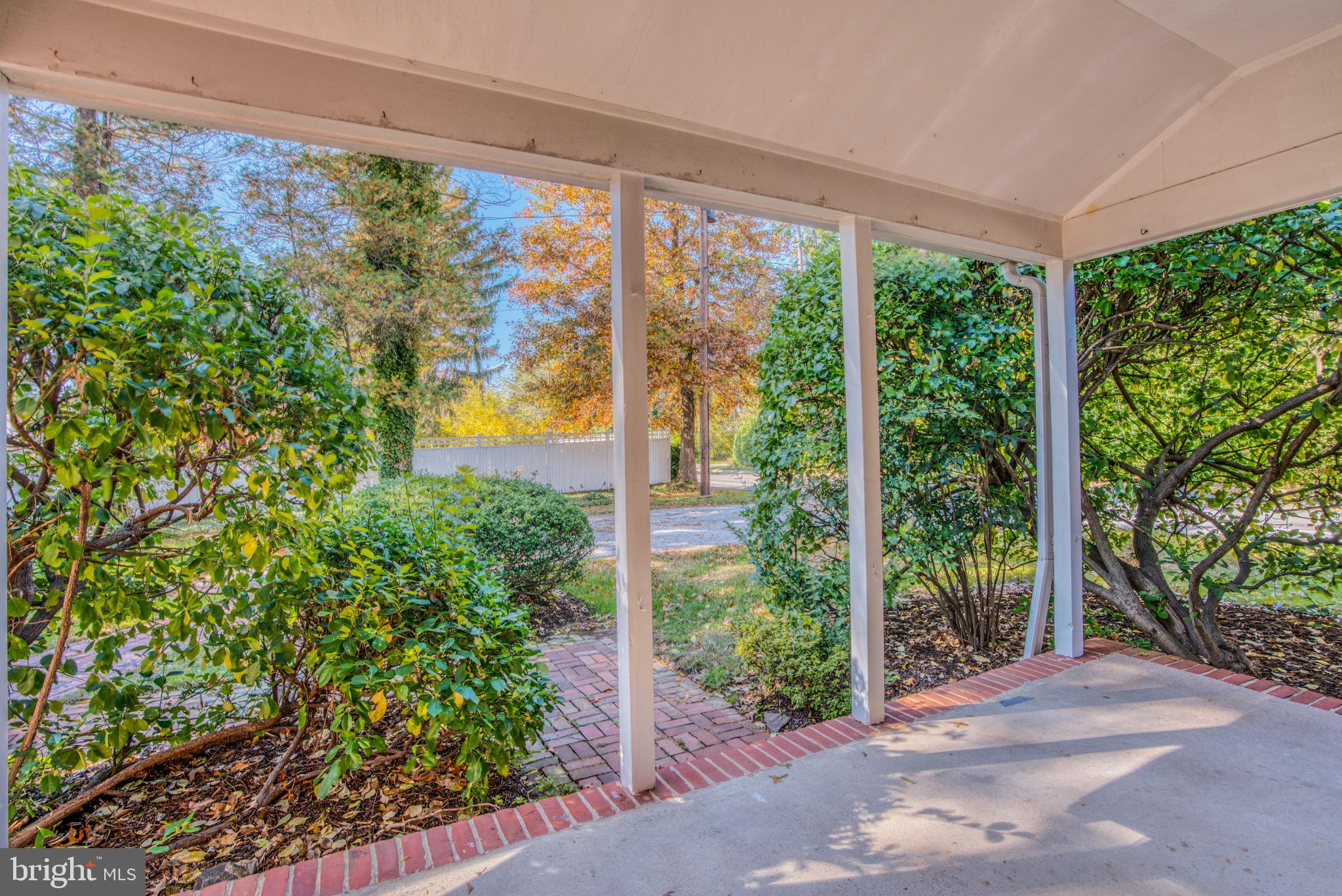 HOMELAND HISTORIC DISTRICT - Residential Lease