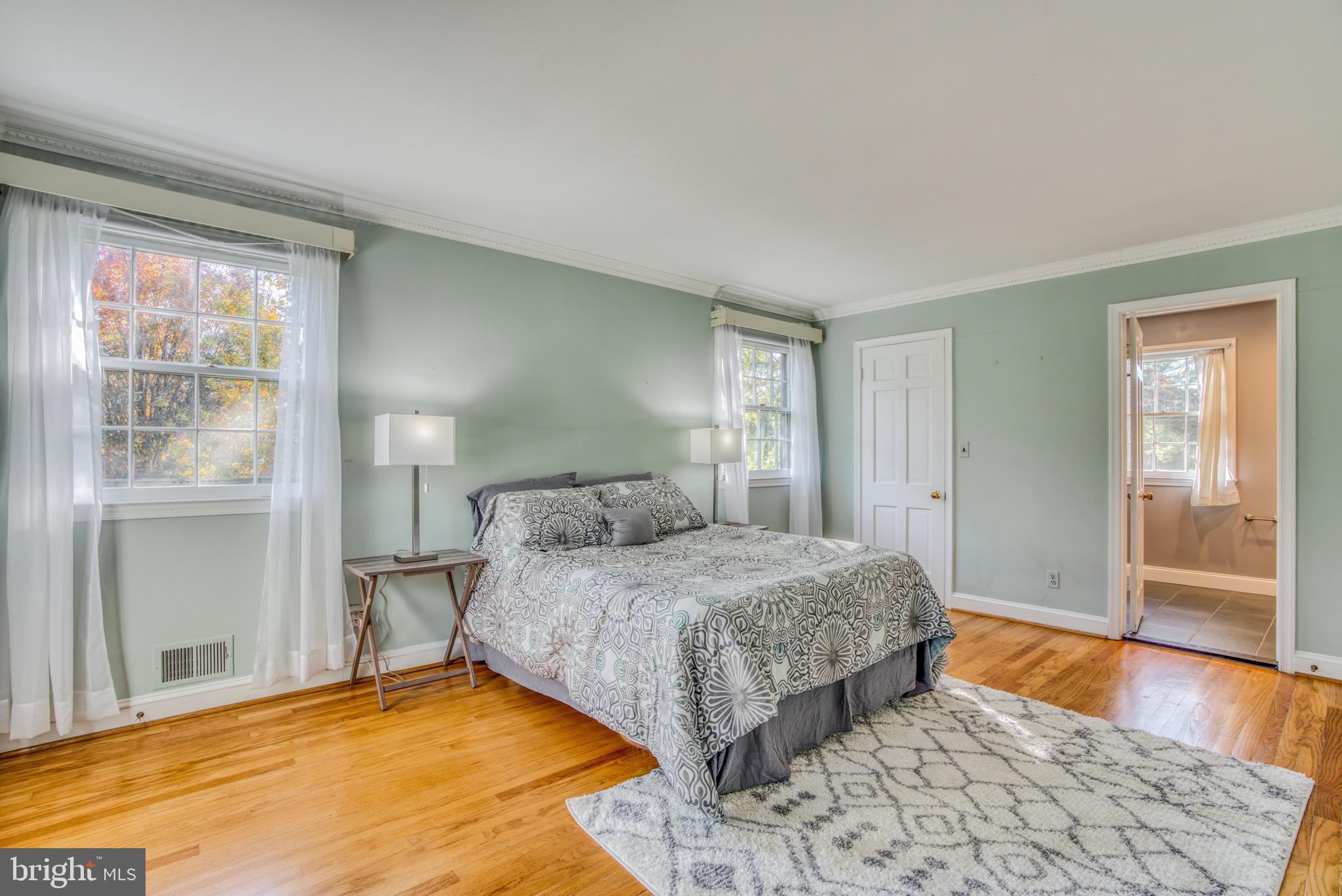 HOMELAND HISTORIC DISTRICT - Residential Lease