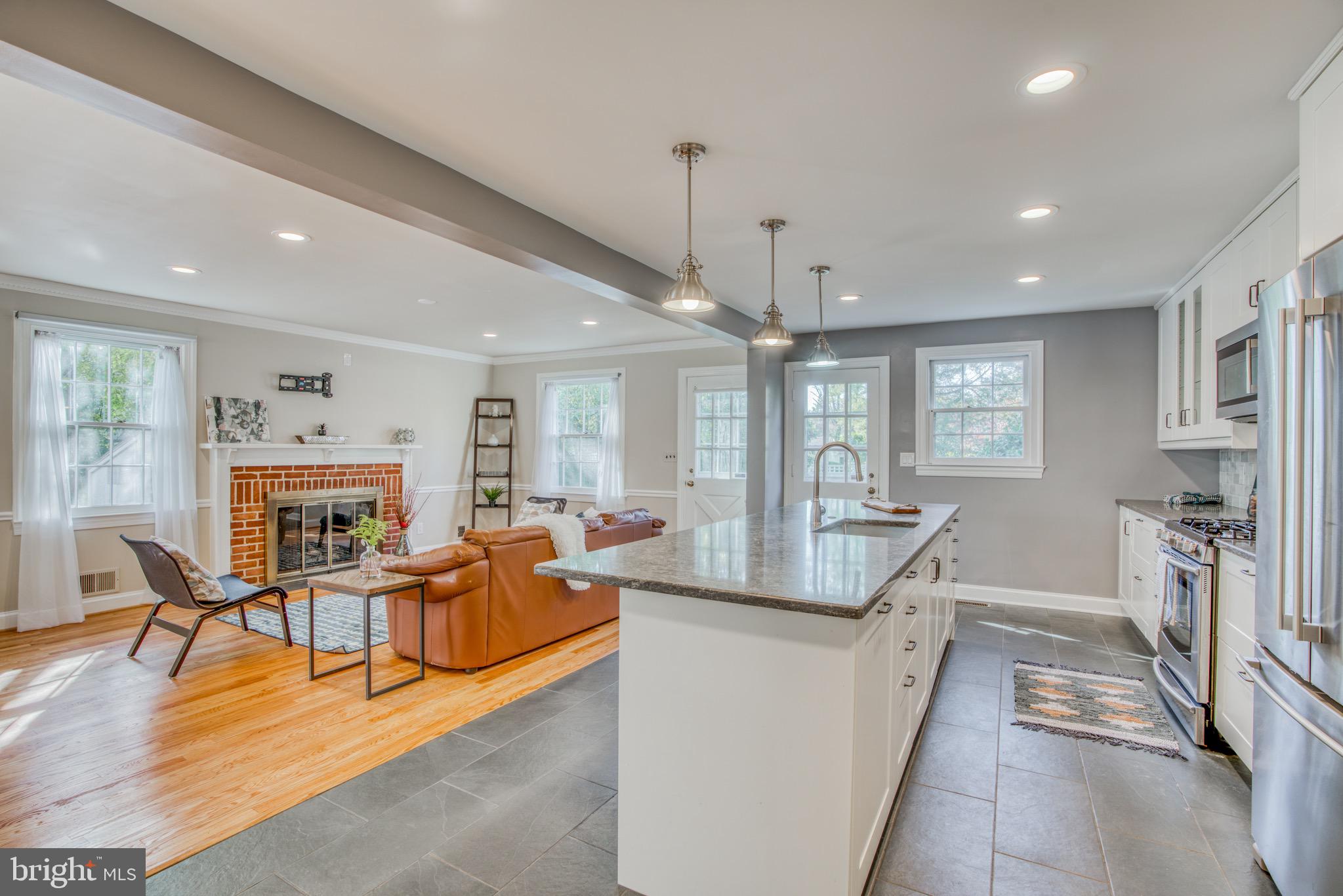 HOMELAND HISTORIC DISTRICT - Residential Lease