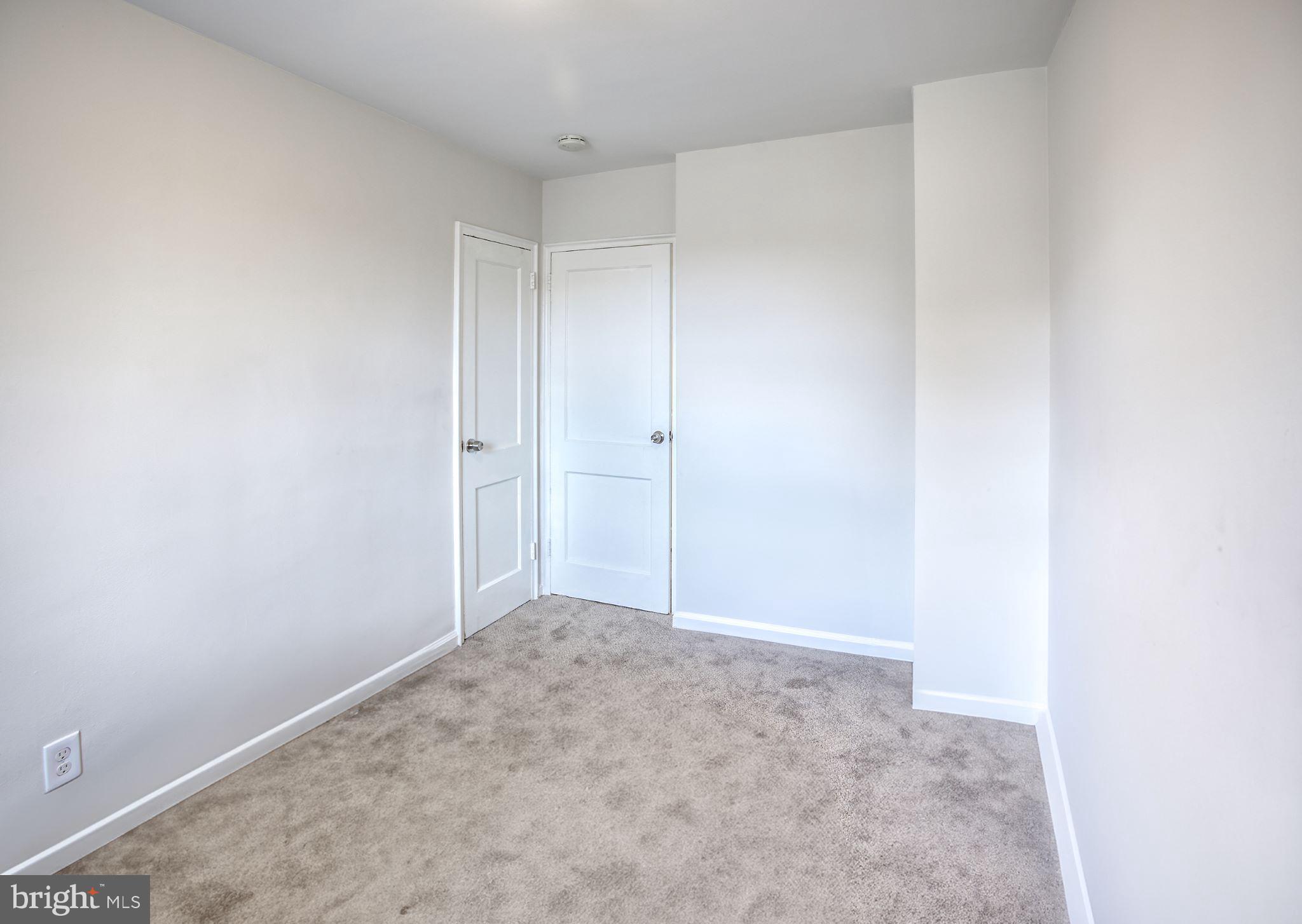 WEST HILLS - Residential