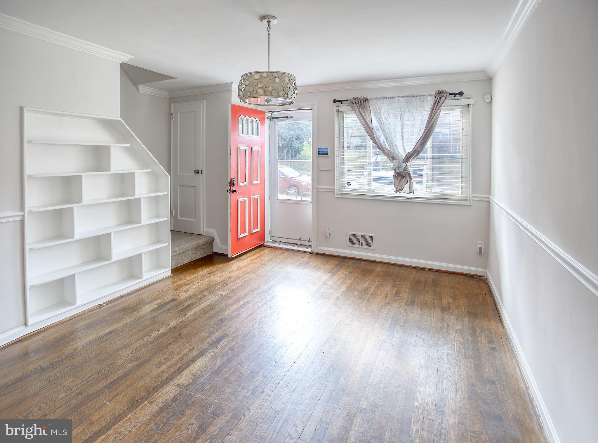 WEST HILLS - Residential