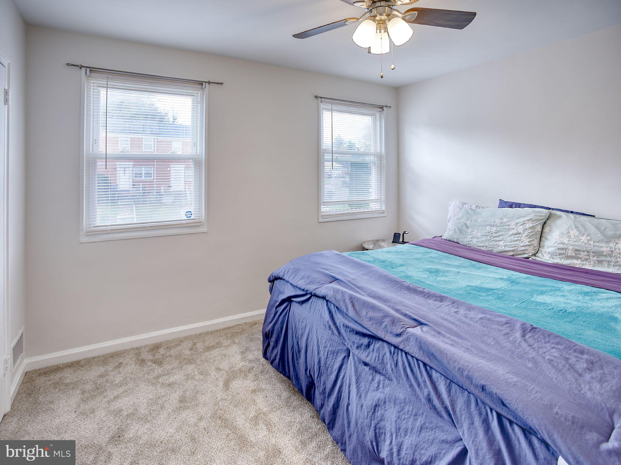 WEST HILLS - Residential