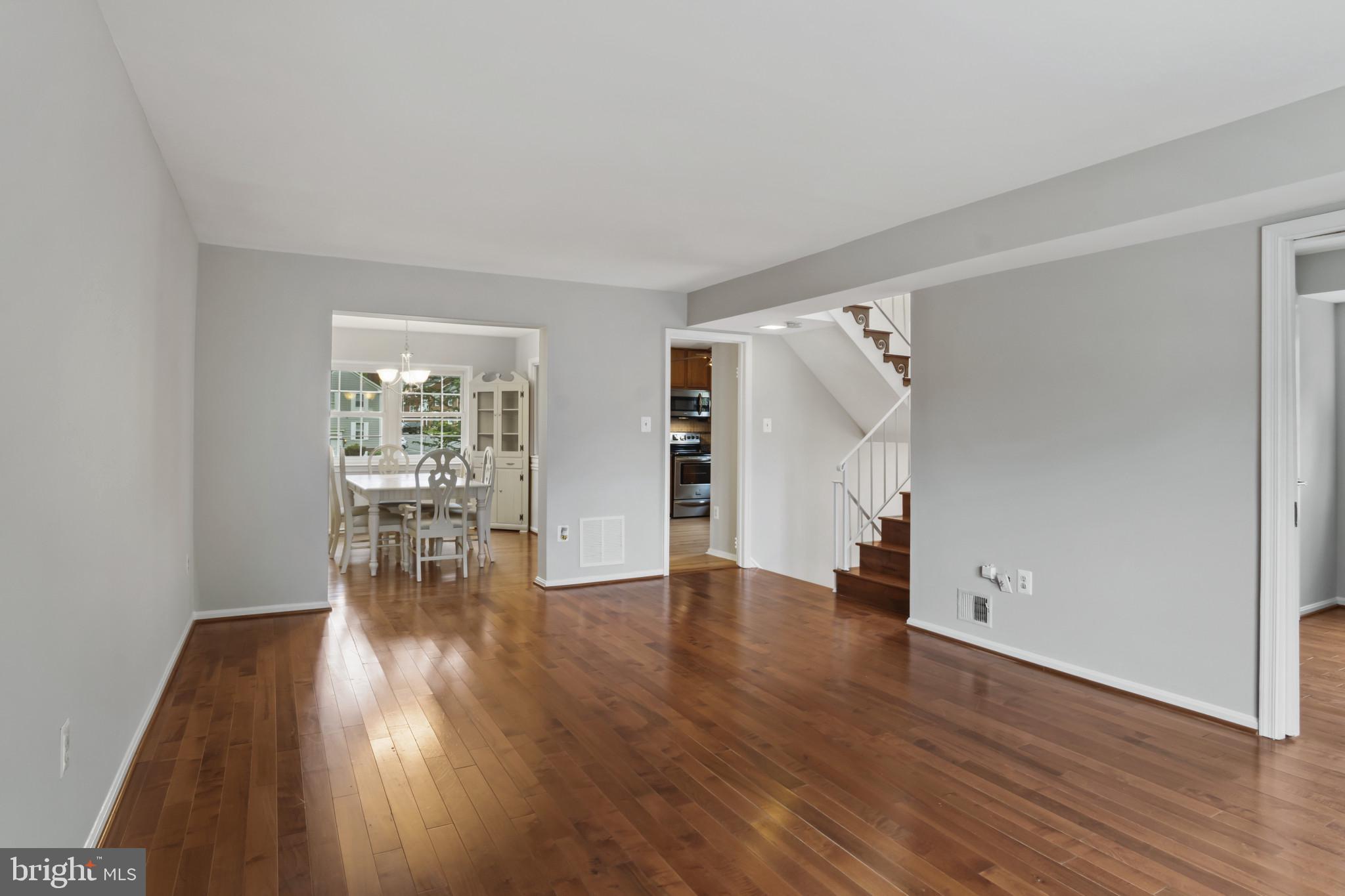 8120 SLEEPY VIEW LANE